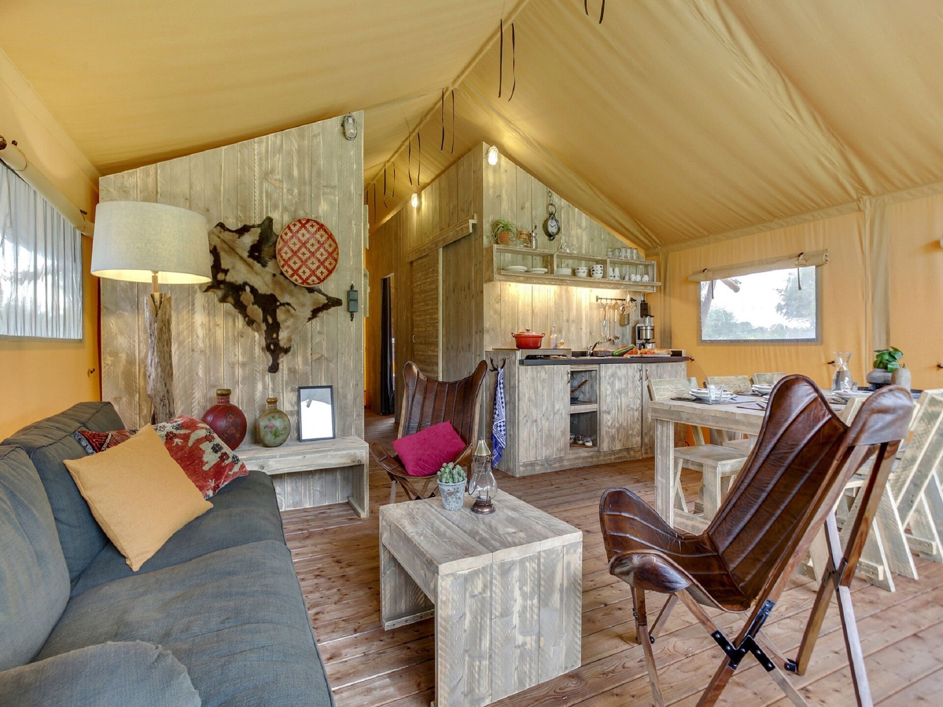 Glamping tentlodge op Vakantiepark Sandberghe met huisdieren welkom - foto 6