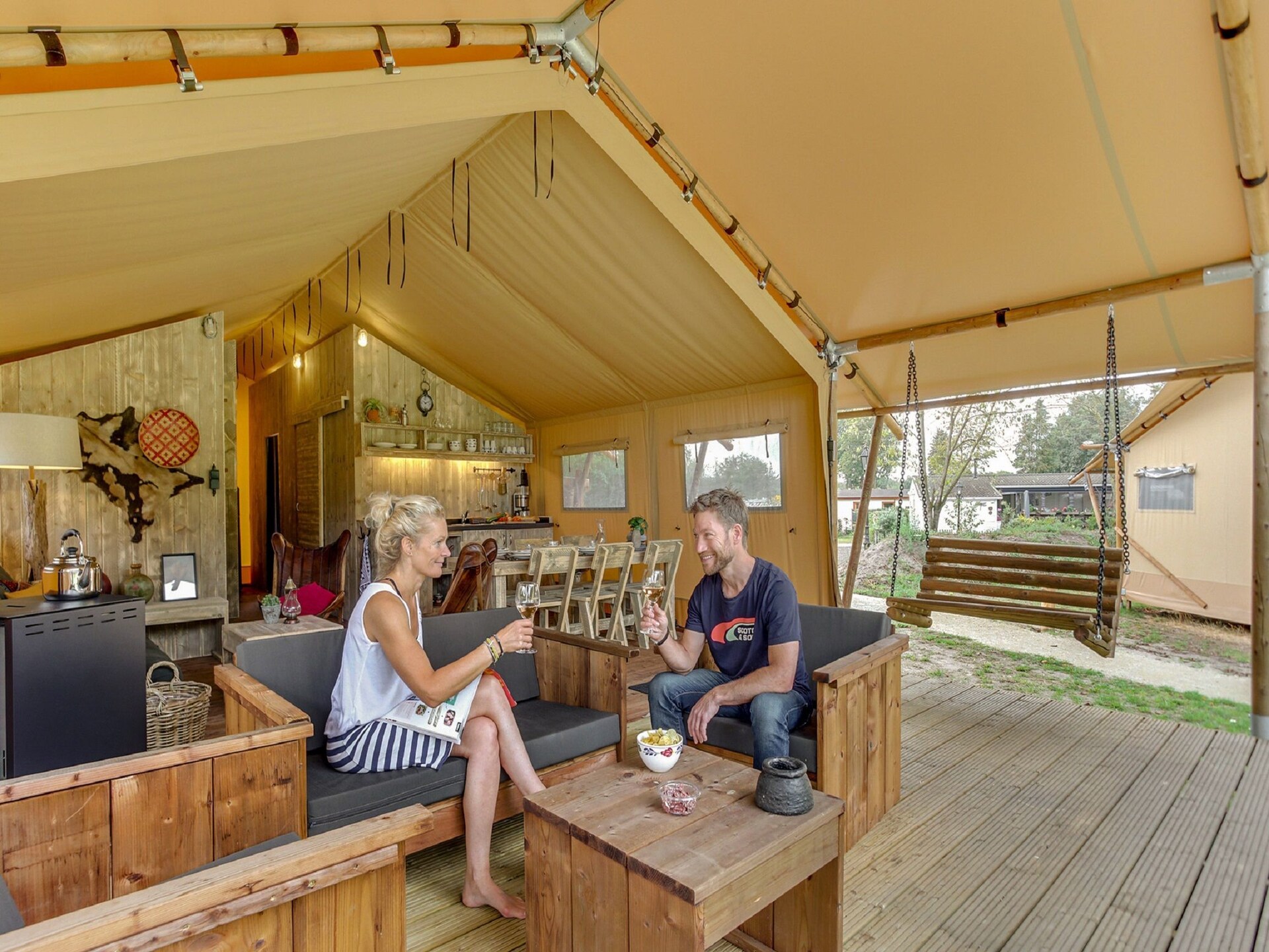 Glamping tentlodge op Vakantiepark Sandberghe met huisdieren welkom - foto 5