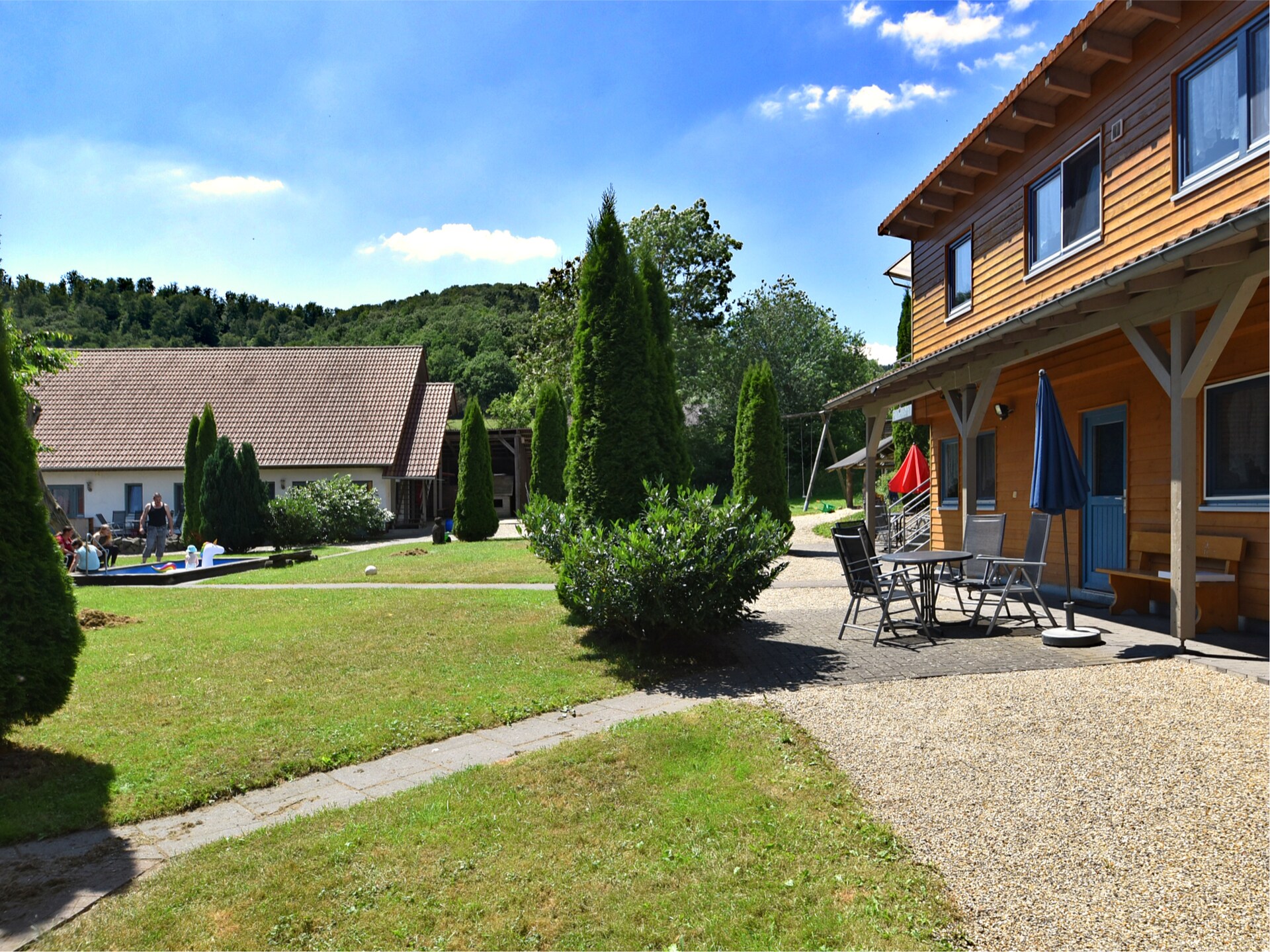 11-persoons vakantiehuis in Bad Wildungen nabij de piste - foto 1
