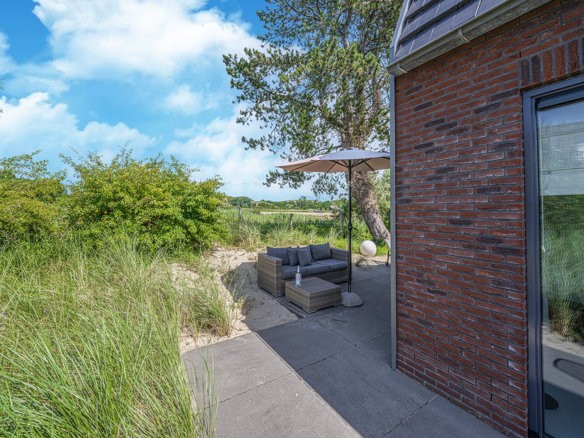 Duinvilla aan het Meer: stijlvol vakantiehuis met uitzicht op molen en duinmeer - foto 28
