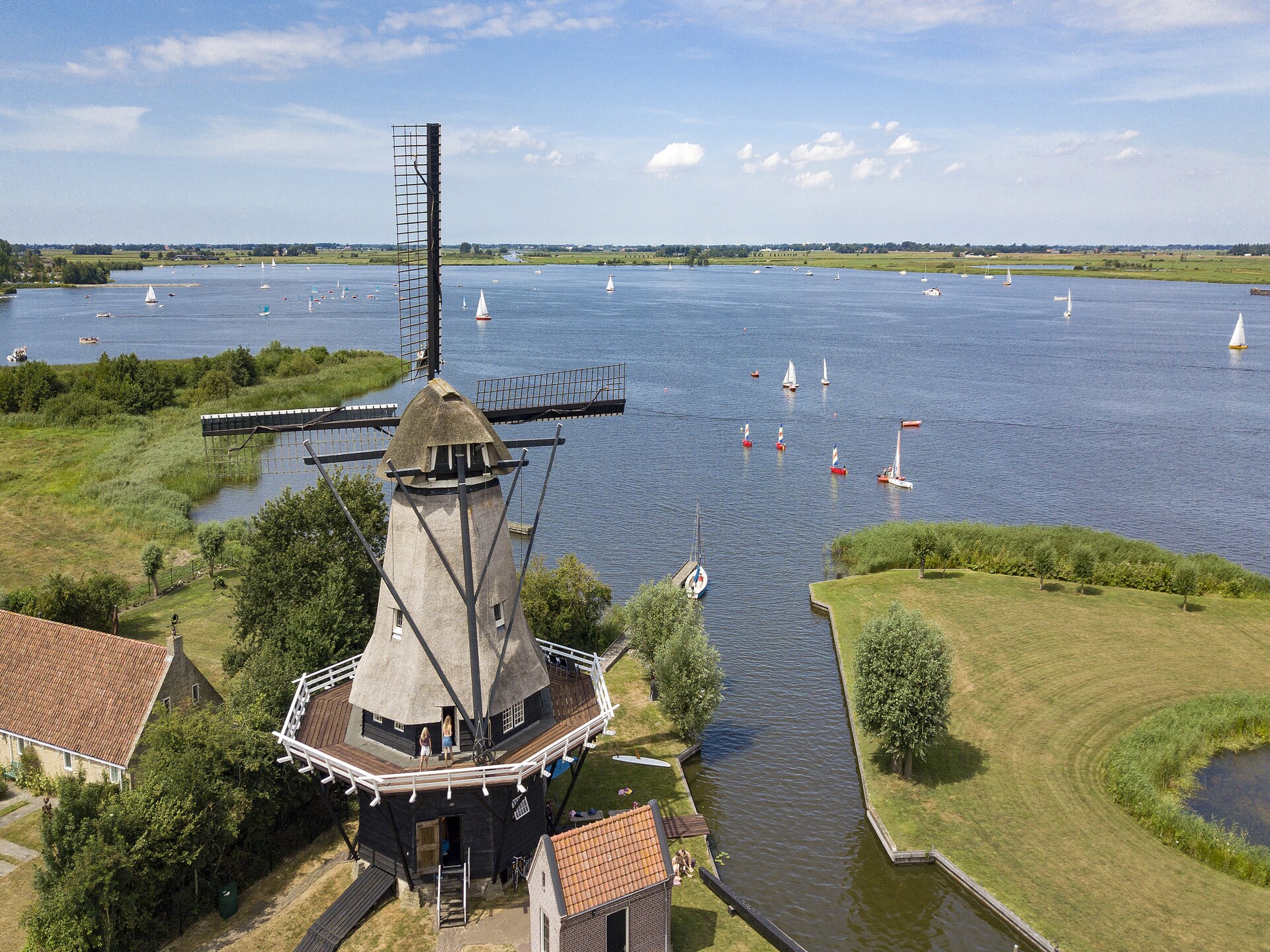 Modern strandhuisje aan recreatiemeer in Waterpark Langelille - foto 12
