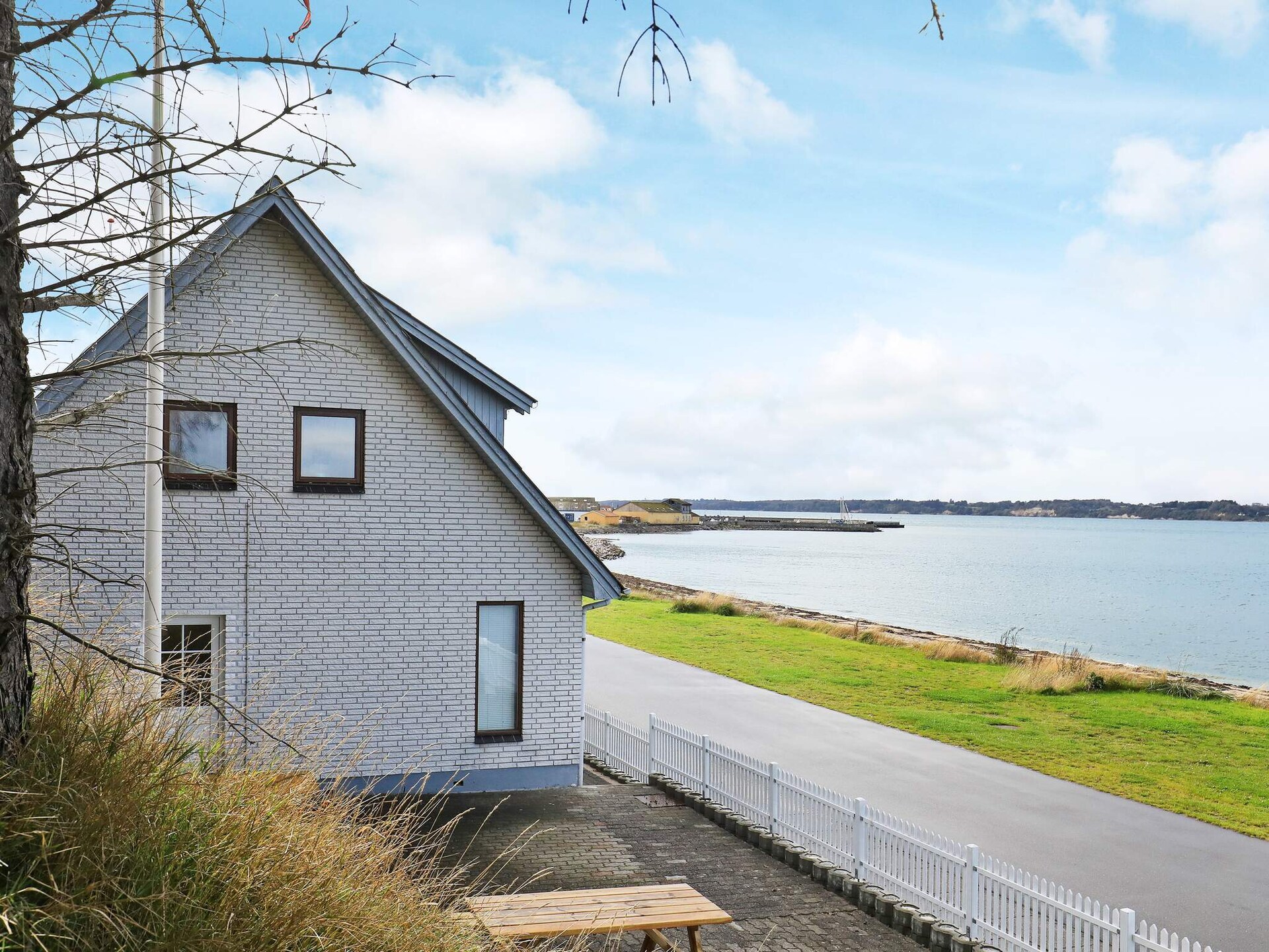 Panoramisch vakantiehuis aan het Limfjord in Hvalpsund – 20 meter tot het strand - foto 7