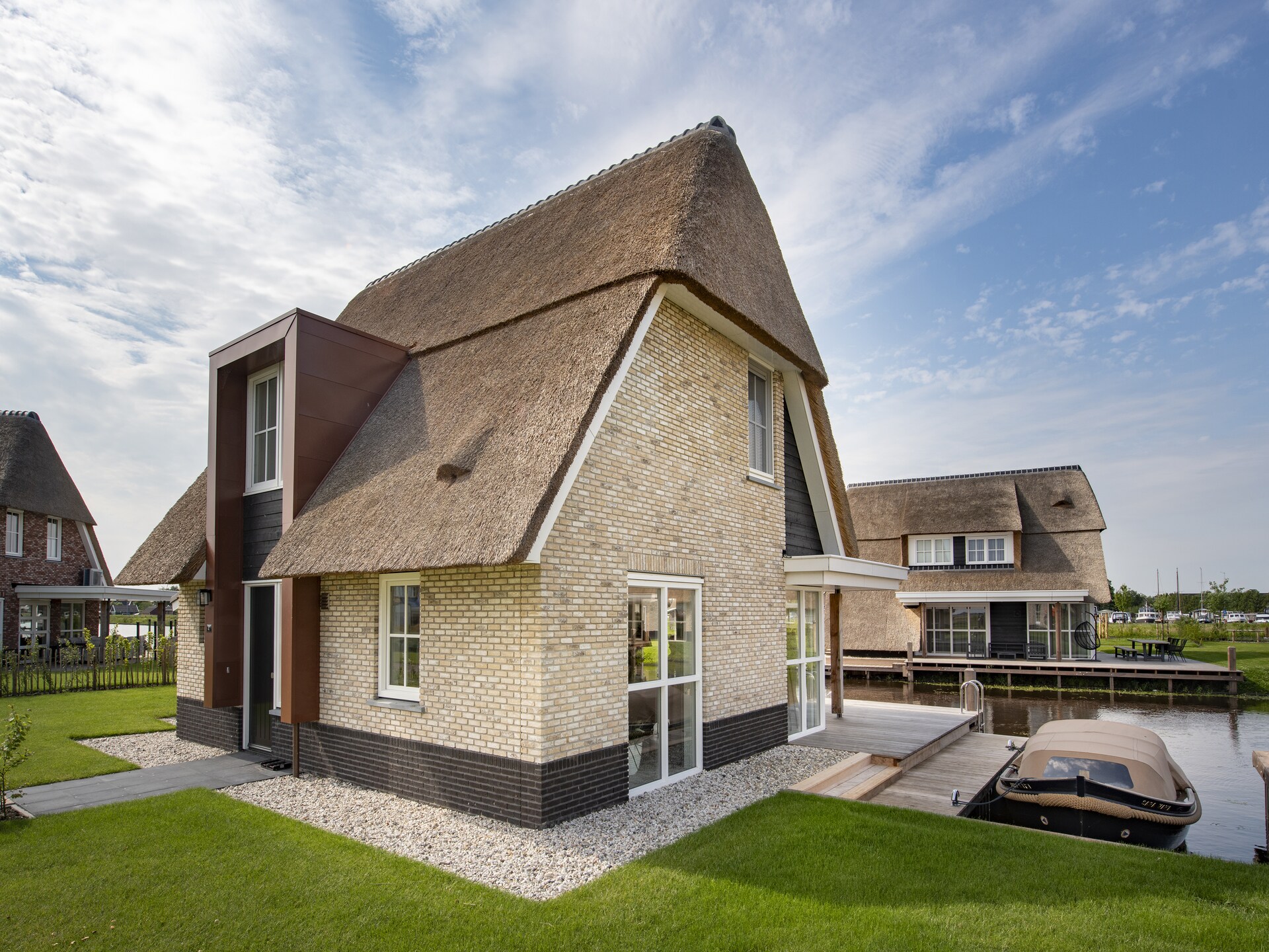 Luxe villa aan het water met privésauna en eigen steiger in Friese Meren - foto 6