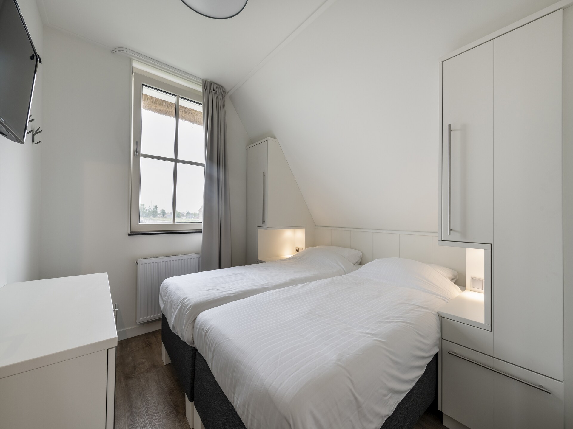 Luxe villa aan het water met privésauna en eigen steiger in Friese Meren - foto 4