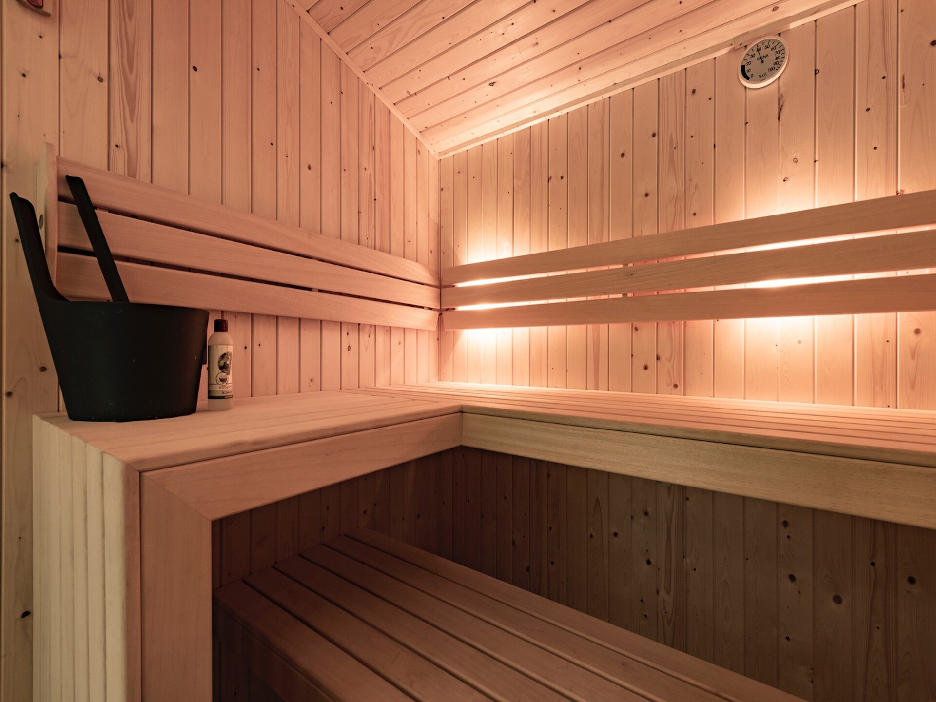 Luxe villa aan het water met privésauna en eigen steiger in Friese Meren - foto 5