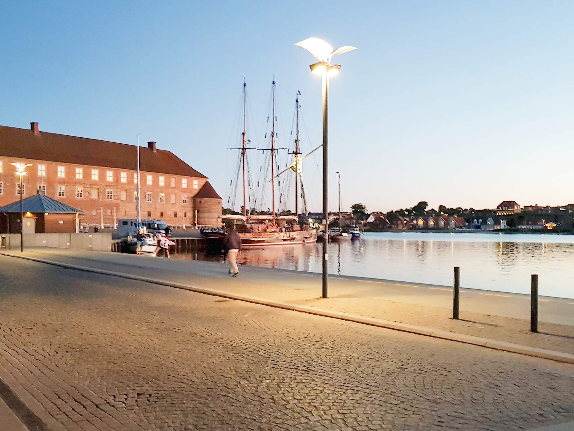 Aan zee: Compact vakantiehuis in het hart van Sønderborg - foto 8