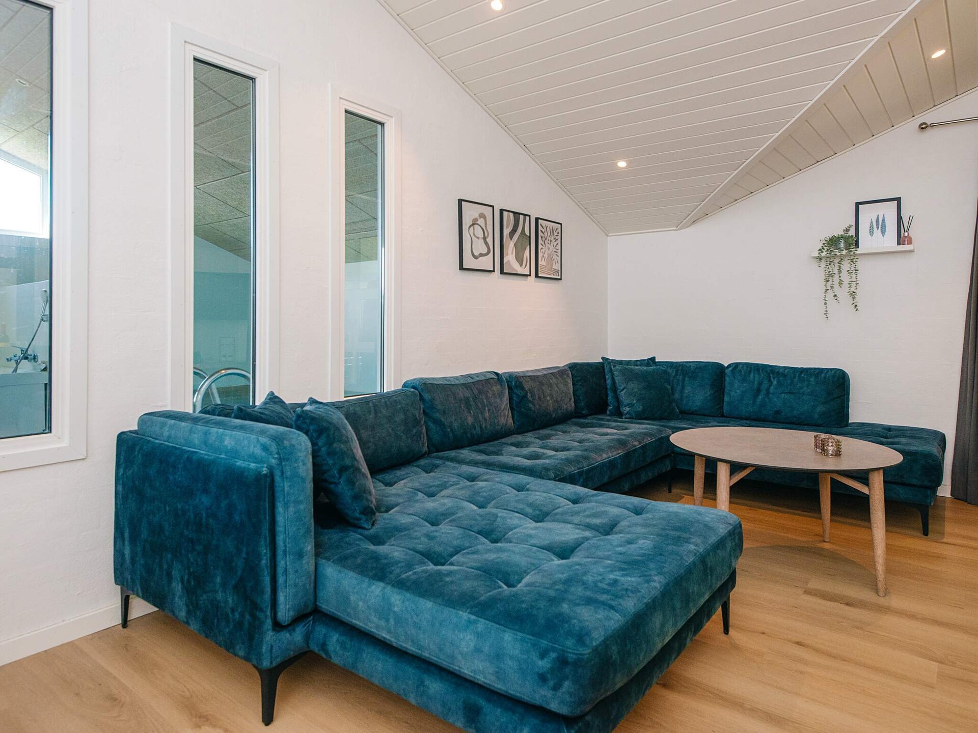 Aan zee: Modern vakantiehuis in Juelsminde met pool en sauna - foto 17