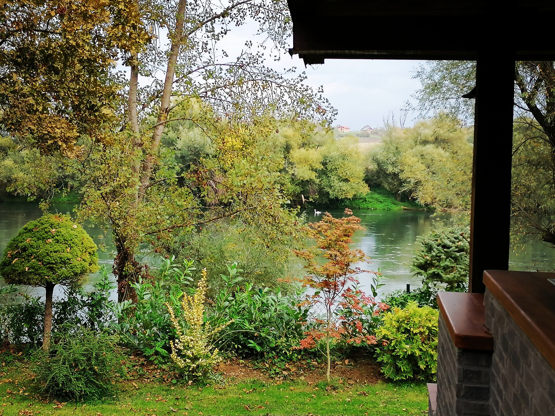 Vrijstaand huis aan de Kupa met sauna en bubbelbad in Lasinja - foto 23