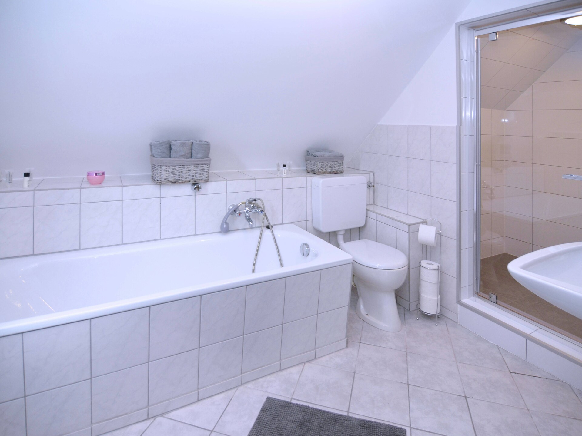 Gerenoveerd vakantiehuis in het bos bij Großalmerode voor 8 personen - foto 17