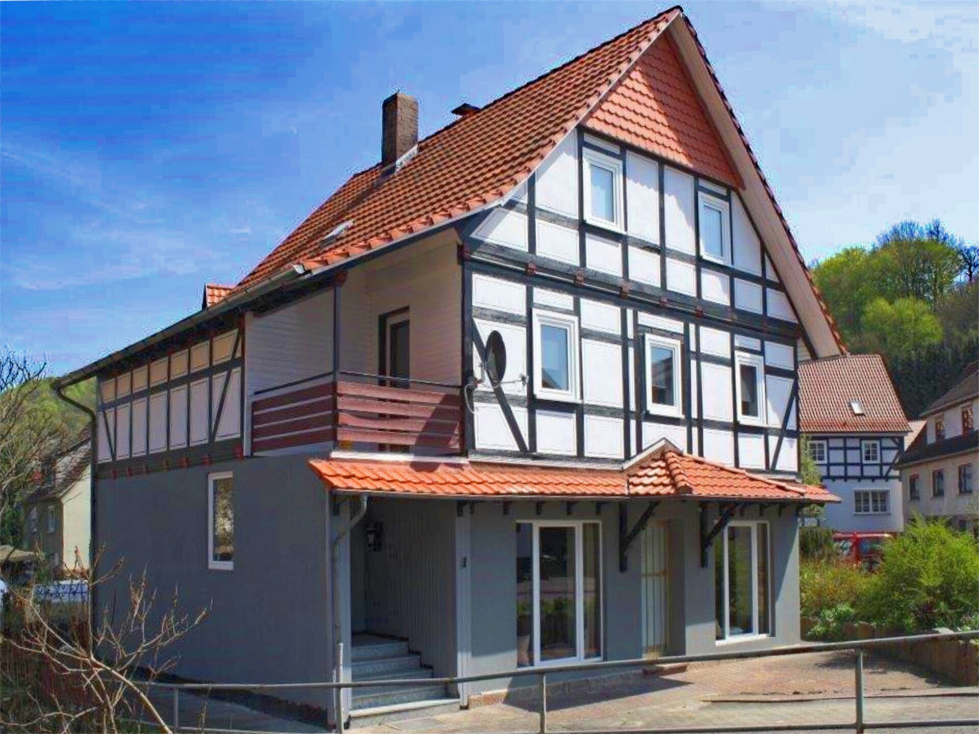 Gerenoveerd vakantiehuis in het bos bij Großalmerode voor 8 personen - foto 1