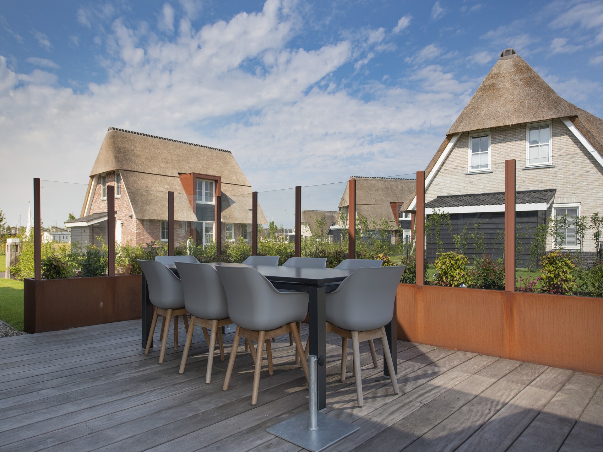 Friese Meren Villa's 7: Luxe watervilla met privé-terras en bootligplaats - foto 5