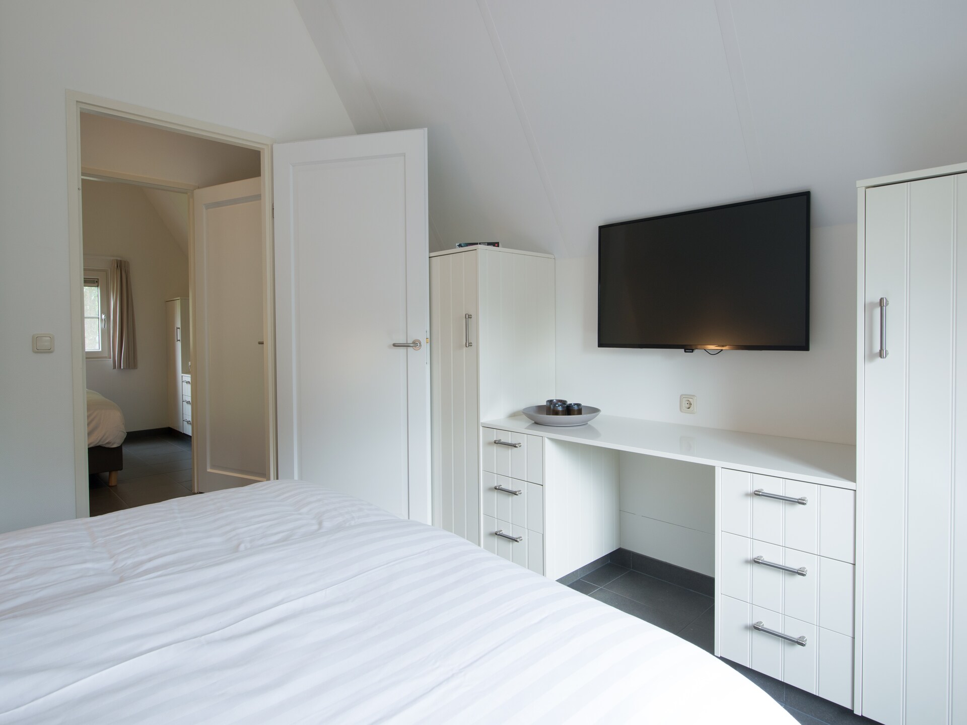 Luxe wellnessvilla met sauna en jacuzzi in Hellendoorn - foto 10