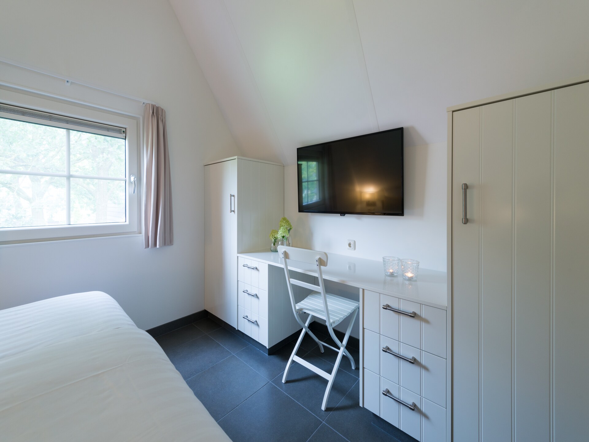 Luxe wellnessvilla met sauna en jacuzzi in Hellendoorn - foto 12