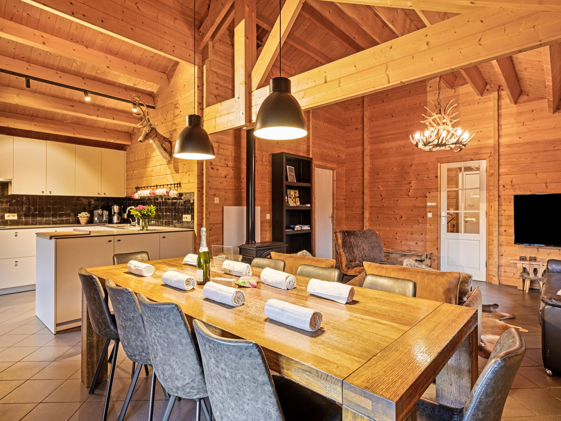 8-persoons chalet met wellness in Manhay - foto 3