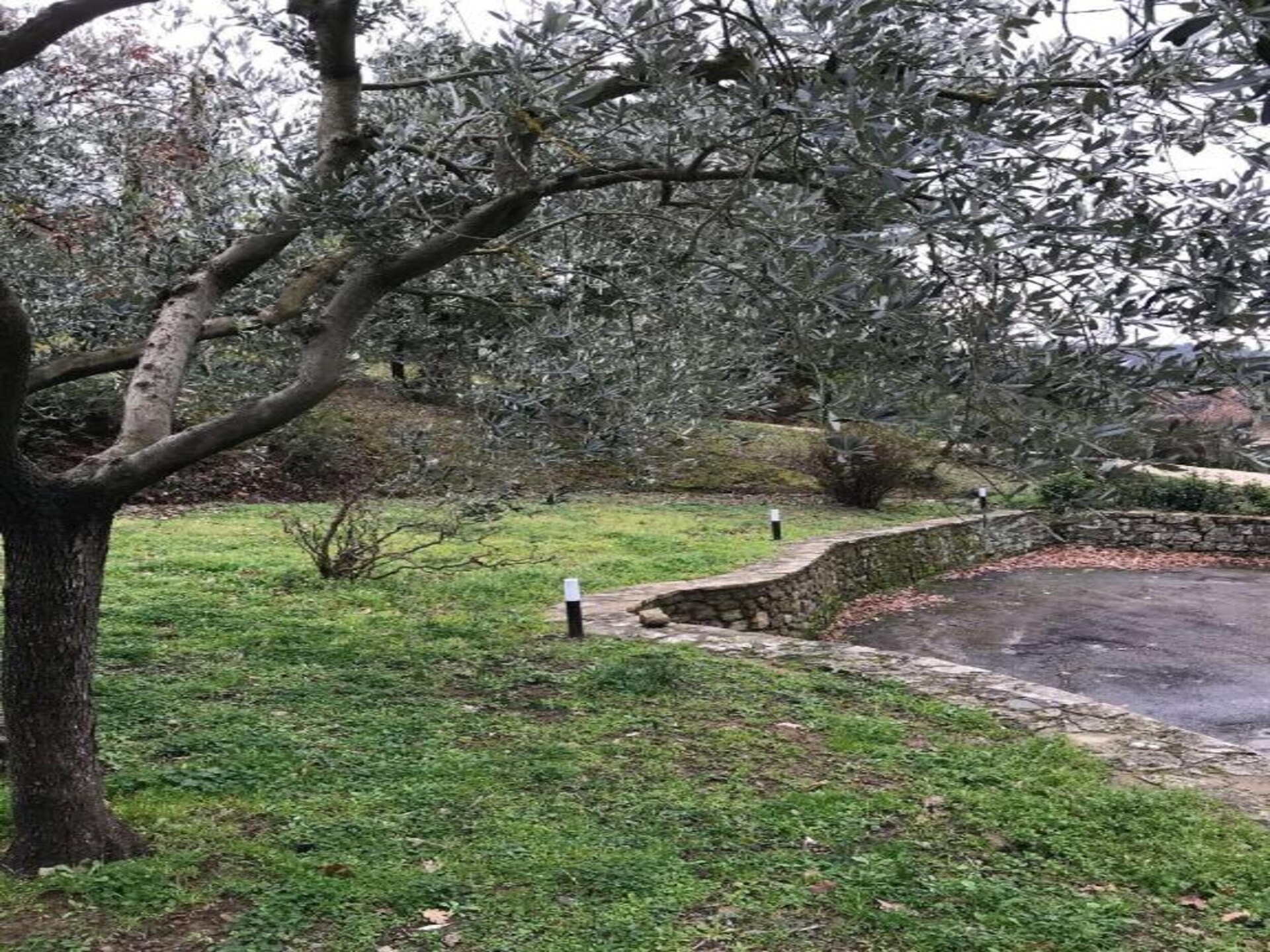 Vrijstaande Toscaanse boerderij voor 4 in de bossen bij Arezzo - foto 37