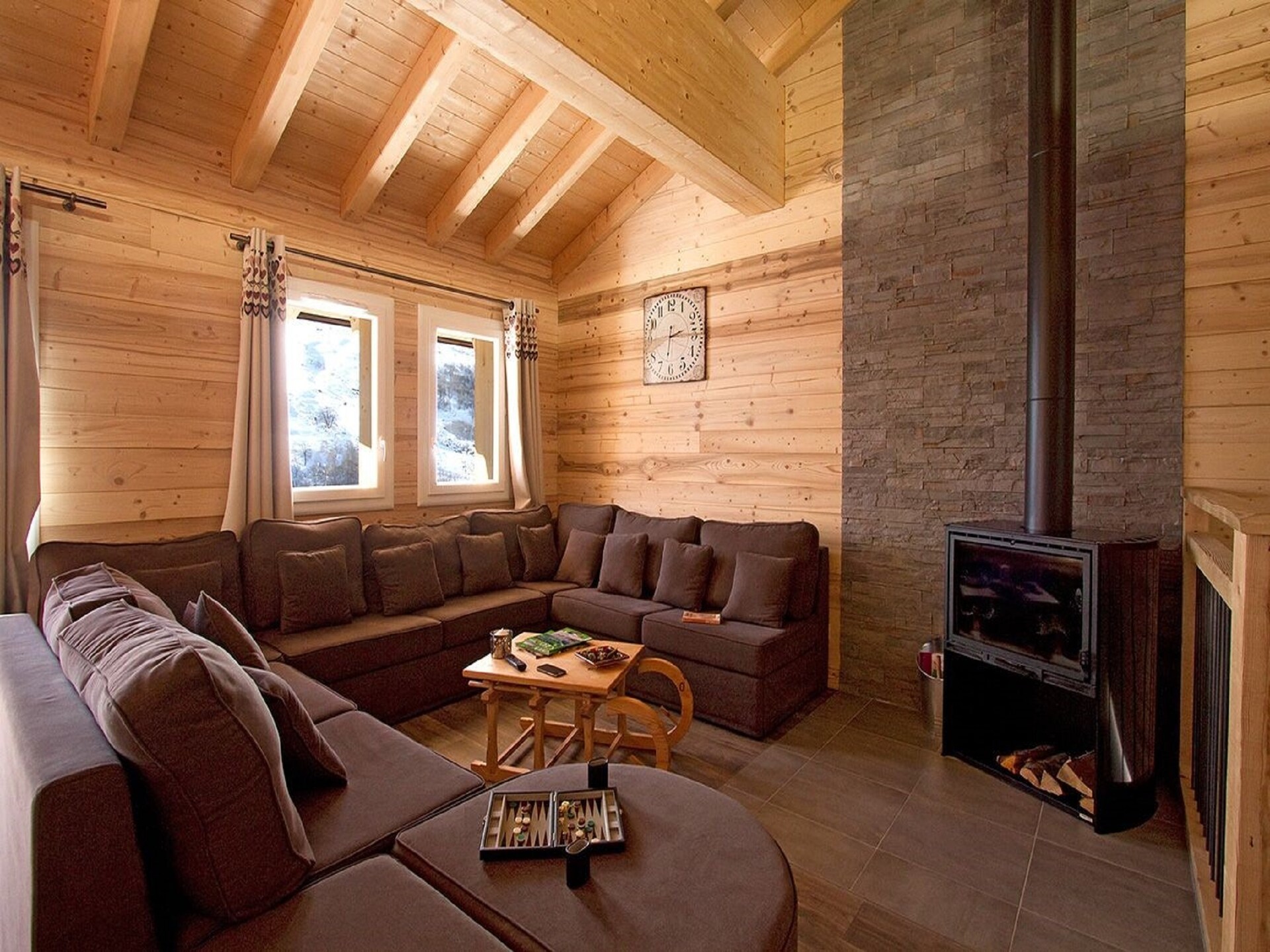 14-persoons chalet aan de piste in Les Menuires - foto 1