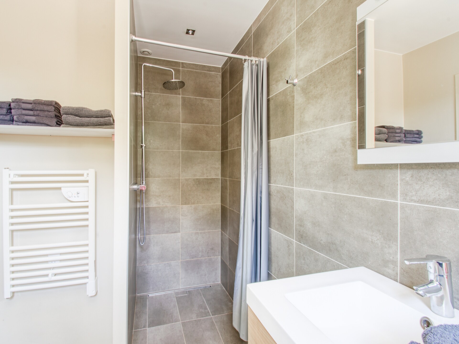 Villa Charlotte: Vrijstaande villa met privézwembad nabij Le Plan-de-la-Tour - foto 32