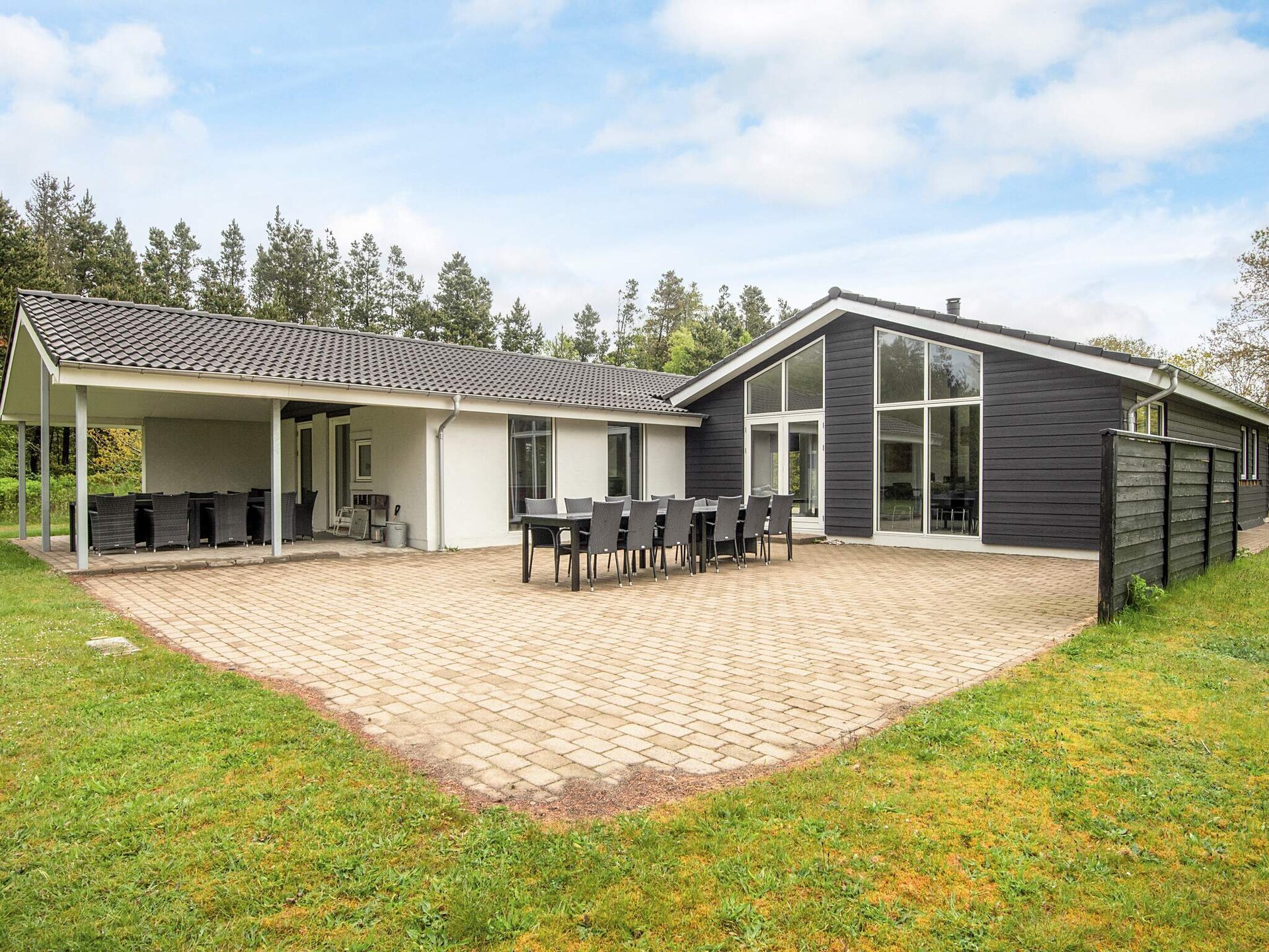Ruim vrijstaand vakantiehuis met sauna & whirlpool bij Henne Strand - foto 34