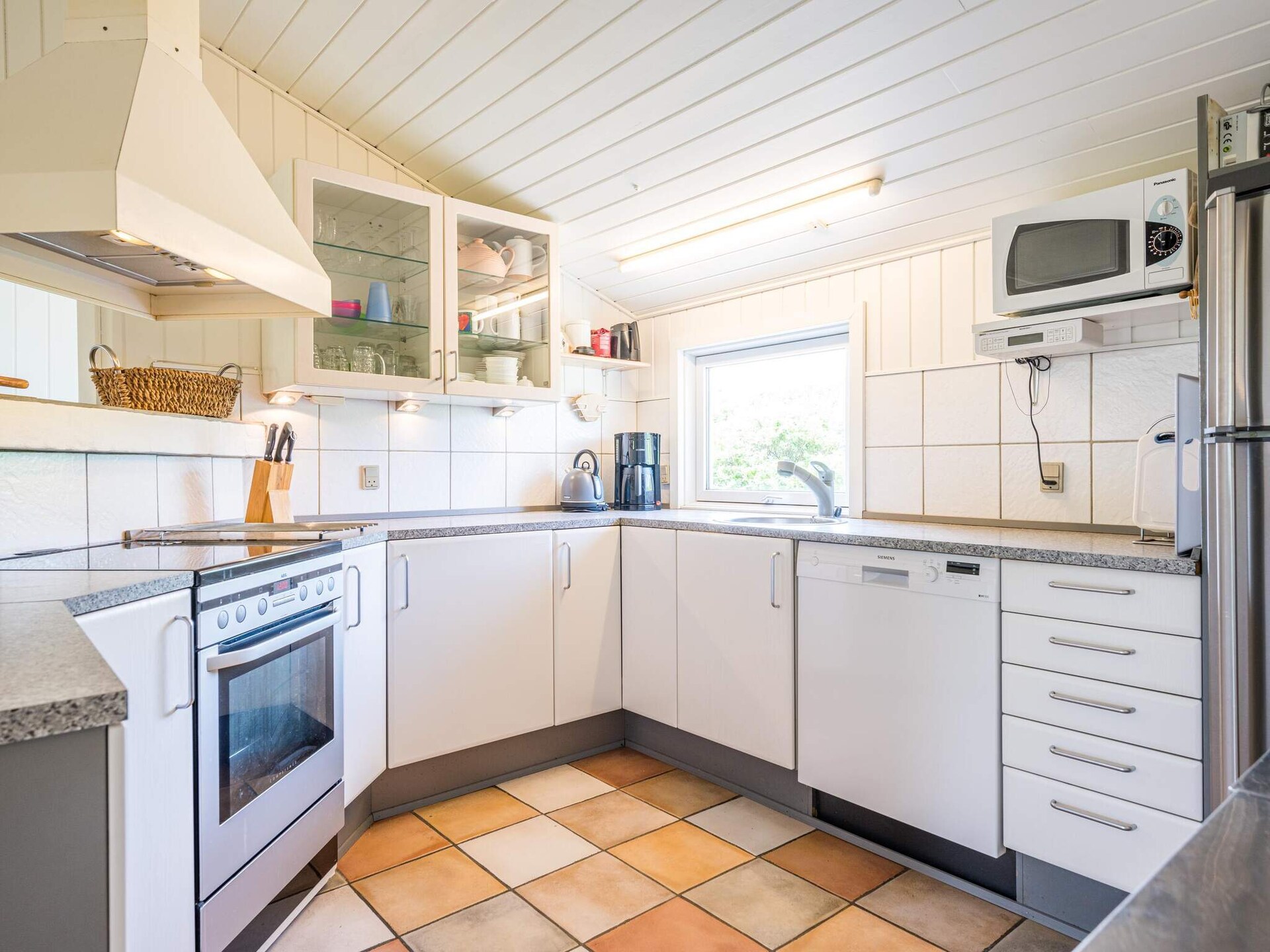 Op 900 m van het strand: ruim vakantiehuis in Henne met zwembad - foto 25