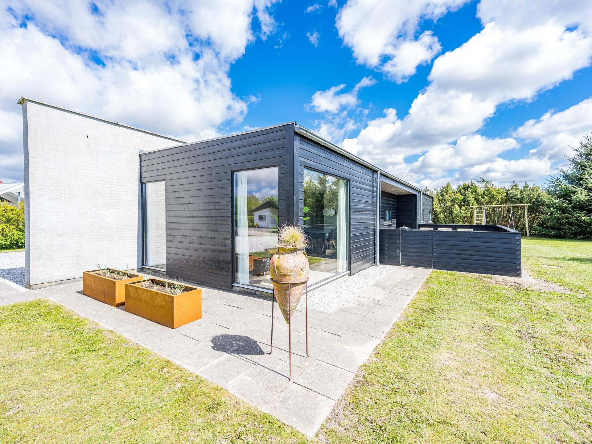 Atypisch vakantiehuis met sauna en whirlpool, 900m van Ringkøbing Fjord - foto 2