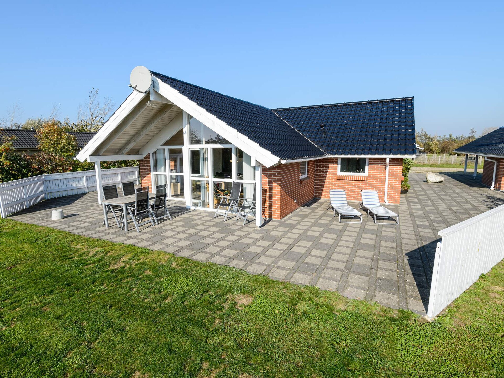 Ruim stenen vakantiehuis bij Tarm met whirlpool, sauna en grote tuin - foto 1