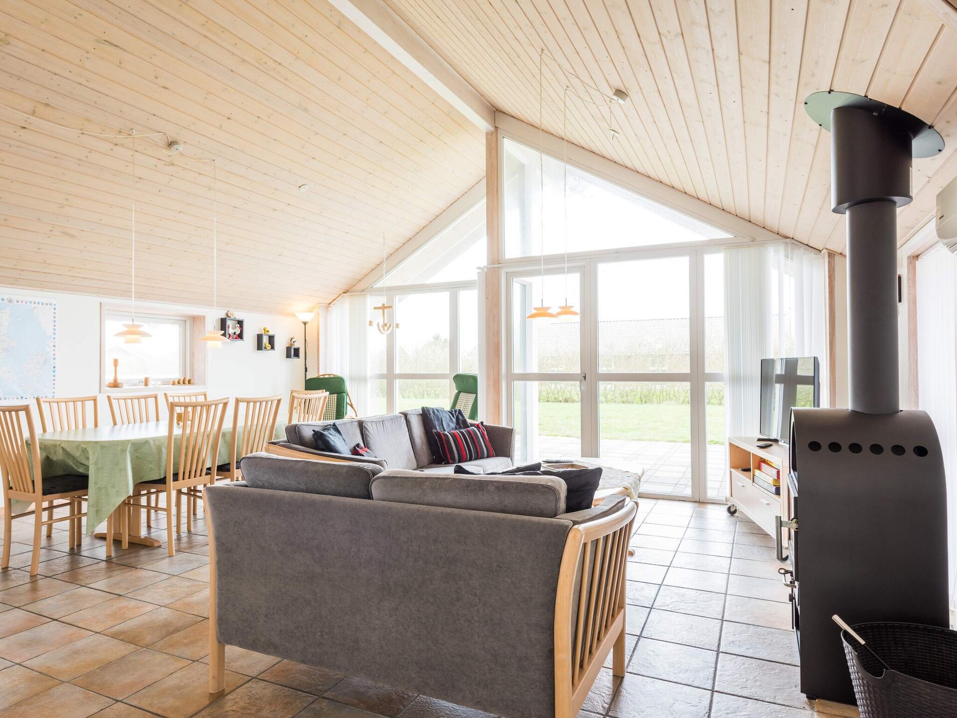 Ruim stenen vakantiehuis bij Tarm met whirlpool, sauna en grote tuin - foto 16