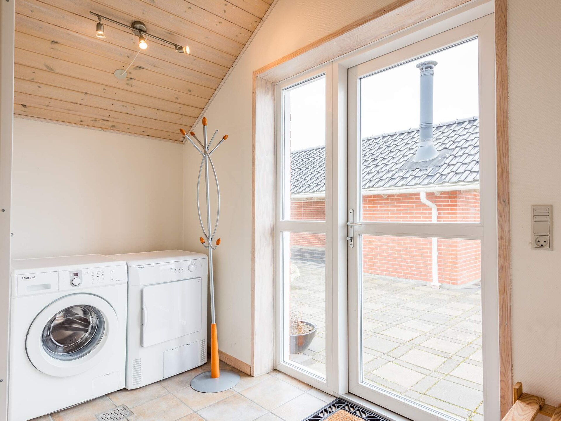Ruim stenen vakantiehuis bij Tarm met whirlpool, sauna en grote tuin - foto 32
