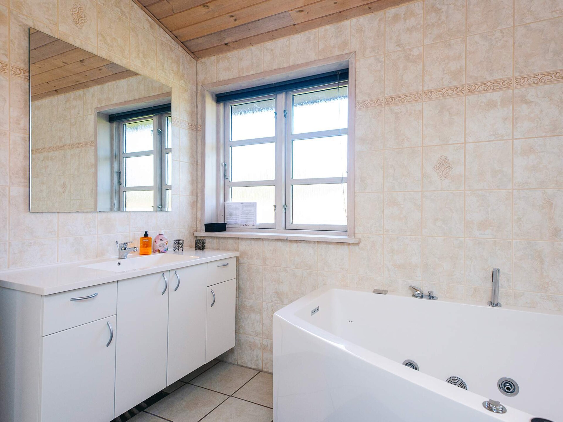 Ruim vakantiehuis op 100 meter van Ringkøbing Fjord bij Skaven Strand - foto 10