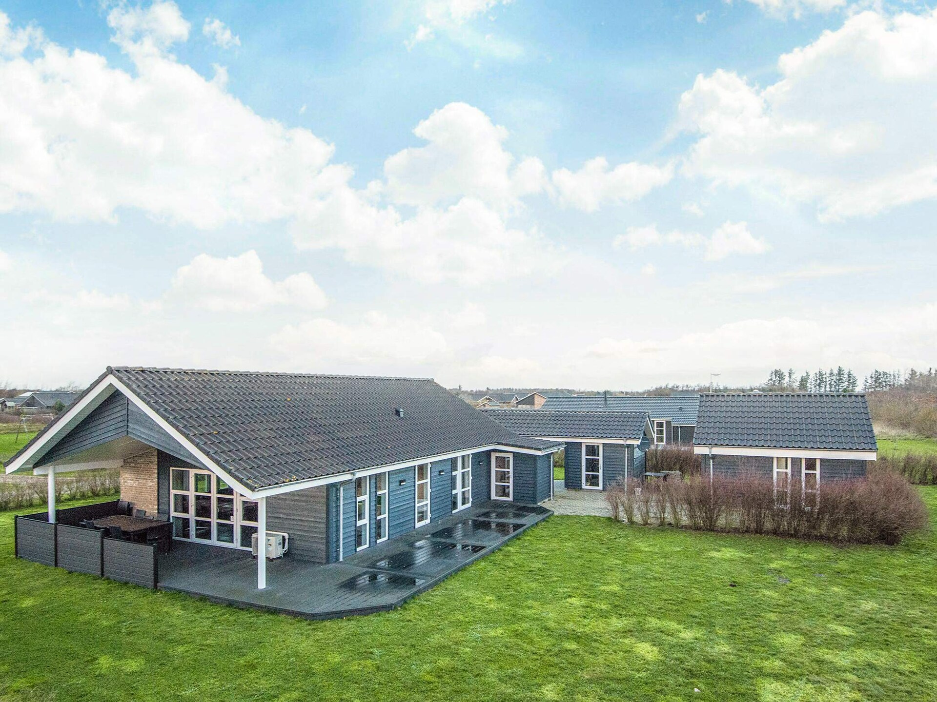 Vrijstaand vakantiehuis met sauna en panoramisch uitzicht nabij Skaven Strand - foto 1