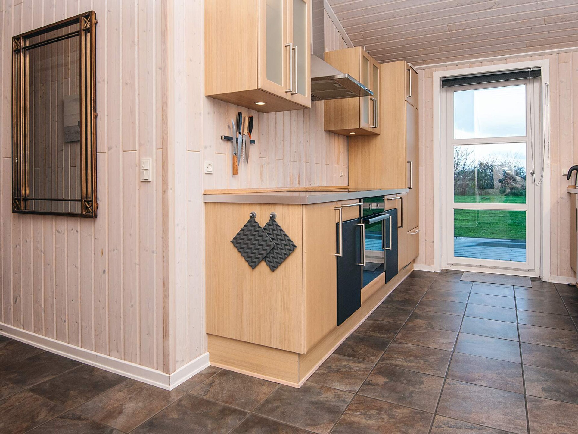 Vrijstaand vakantiehuis met sauna en panoramisch uitzicht nabij Skaven Strand - foto 12