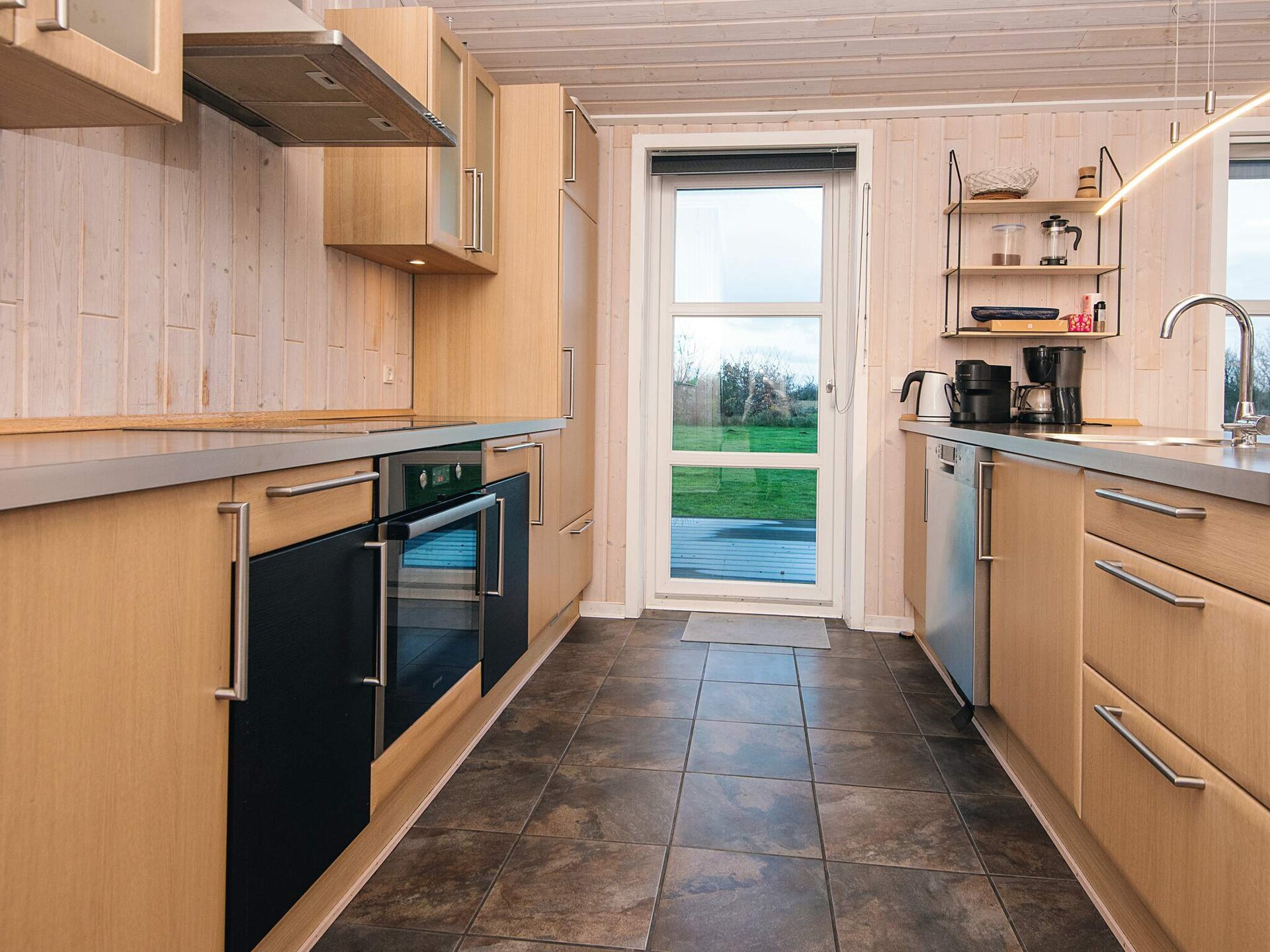 Vrijstaand vakantiehuis met sauna en panoramisch uitzicht nabij Skaven Strand - foto 14