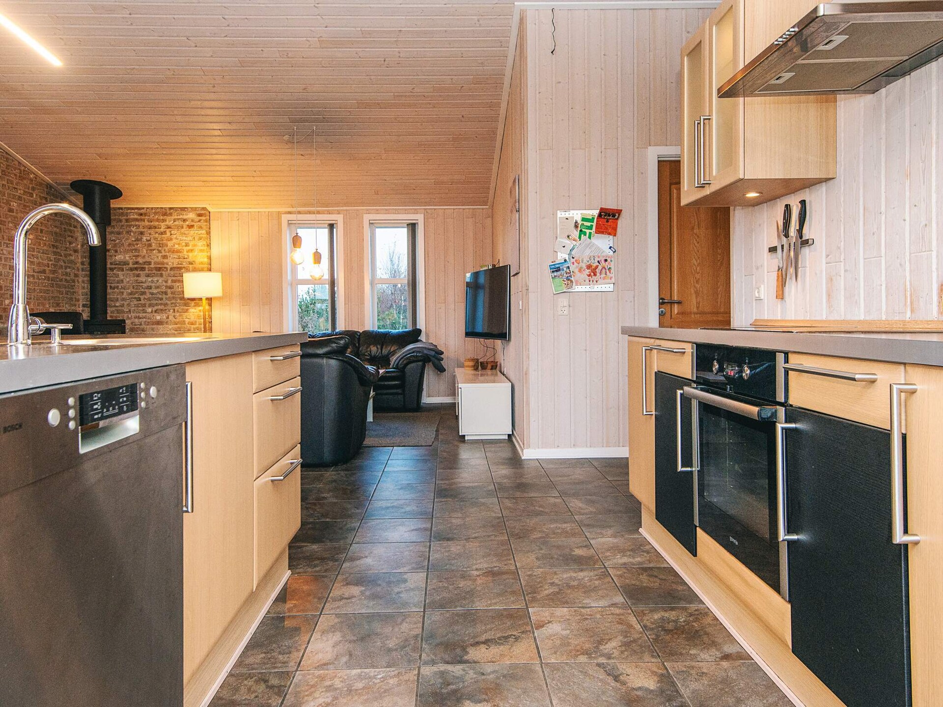 Vrijstaand vakantiehuis met sauna en panoramisch uitzicht nabij Skaven Strand - foto 15