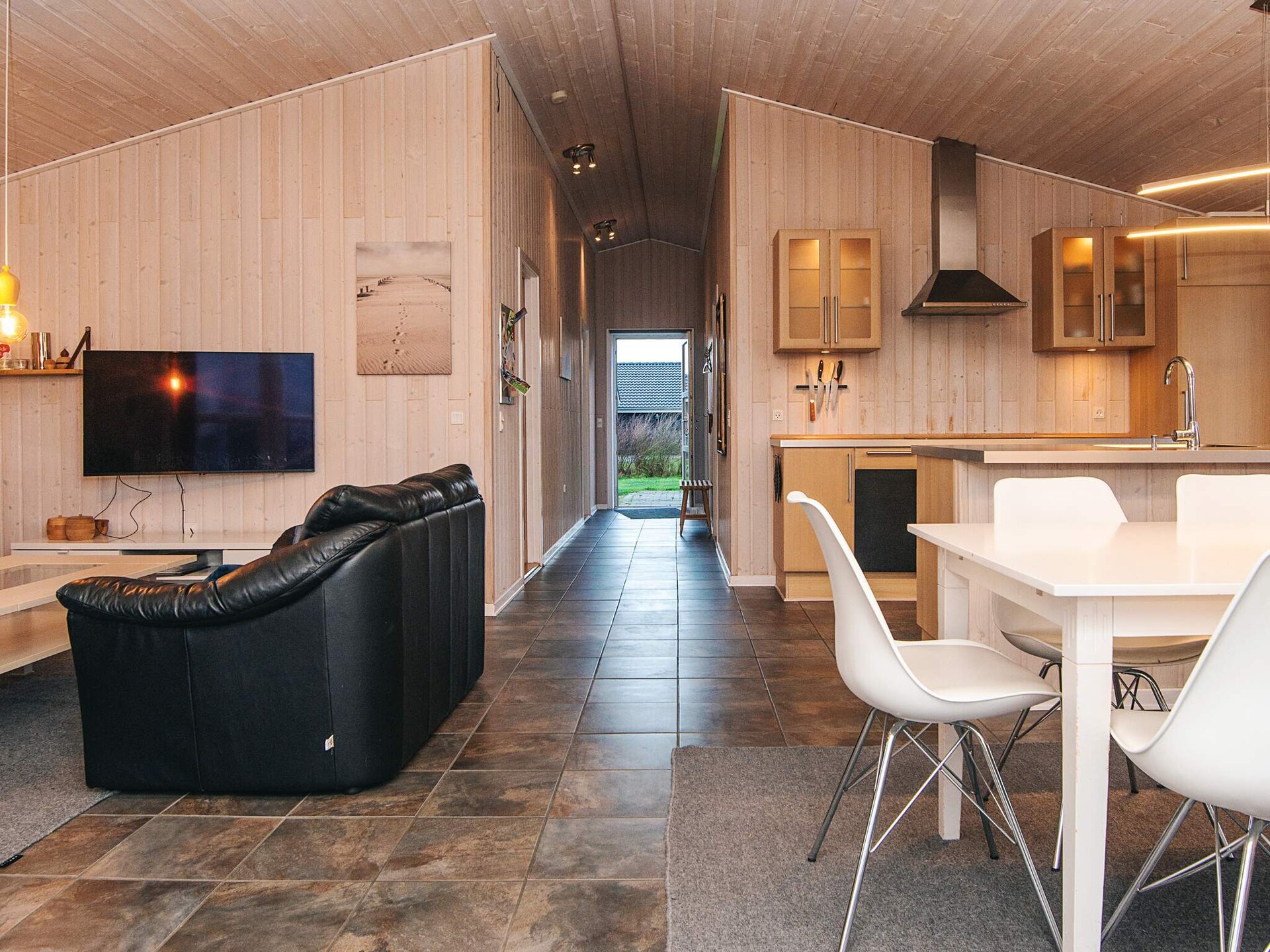 Vrijstaand vakantiehuis met sauna en panoramisch uitzicht nabij Skaven Strand - foto 17