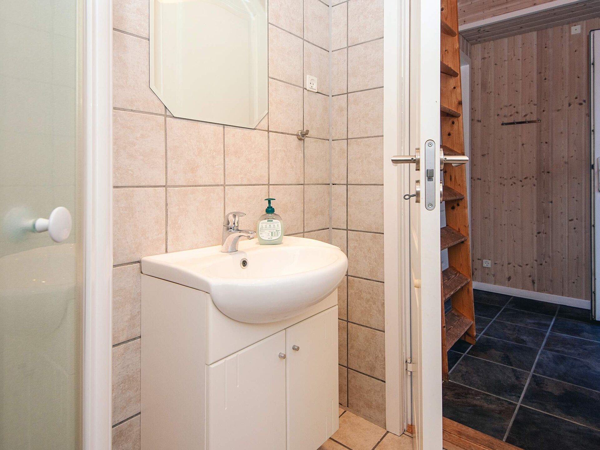 Vrijstaand vakantiehuis met sauna en panoramisch uitzicht nabij Skaven Strand - foto 23