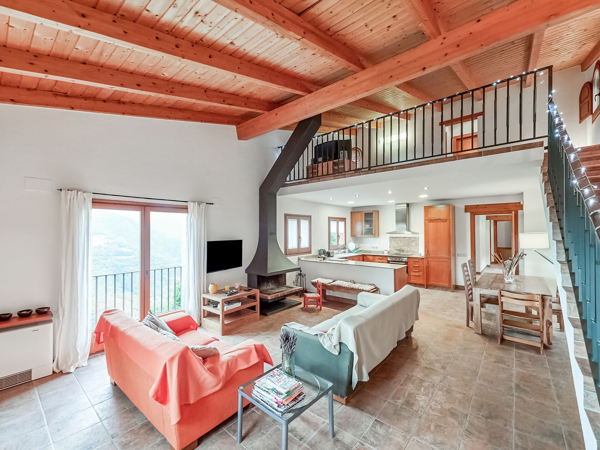 Vrijstaande vakantievilla met privézwembad in Nationaal Park Montseny - foto 3