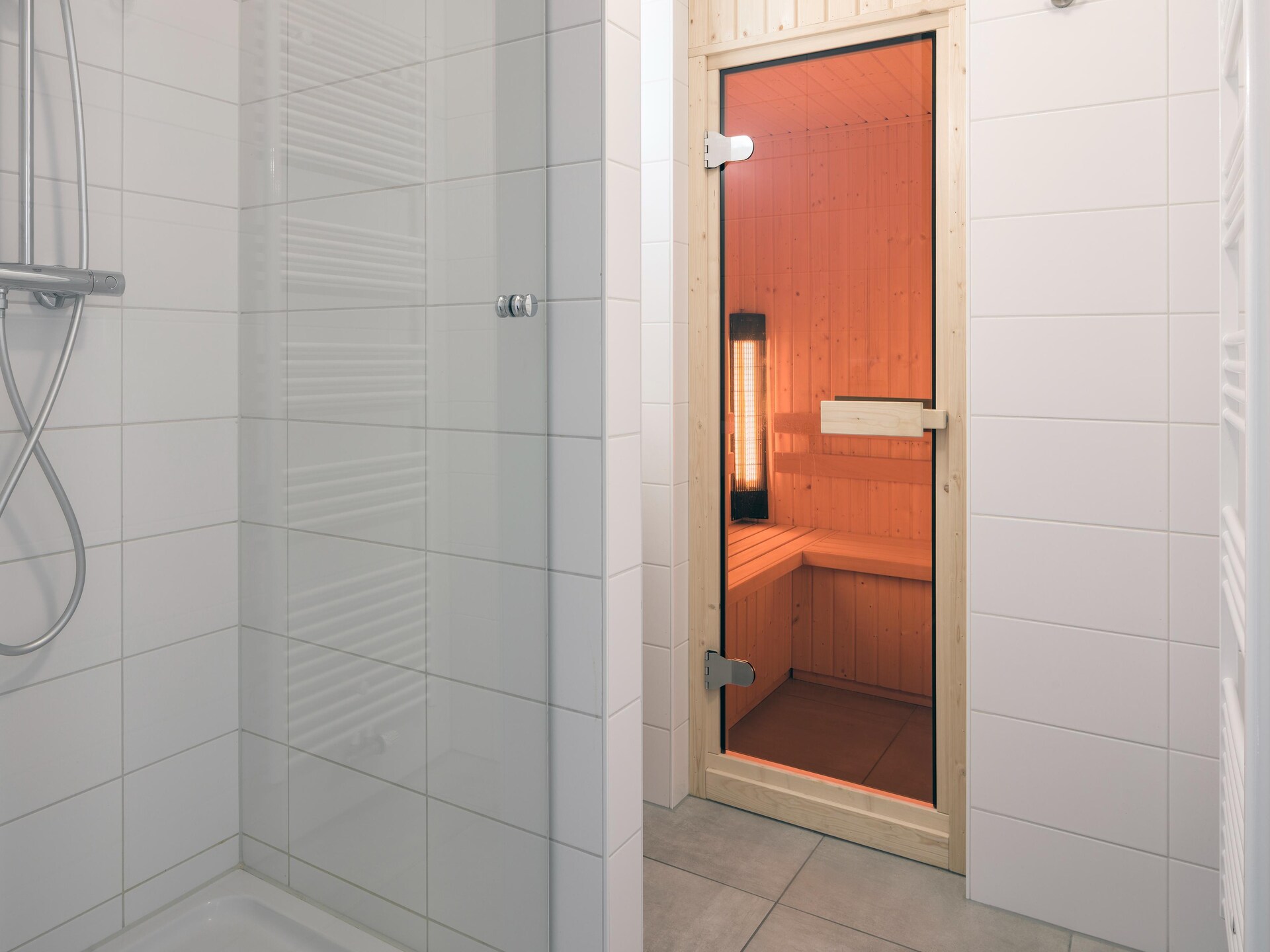 Luxe vrijstaande villa met infraroodsauna op 5 minuten van het strand - foto 12
