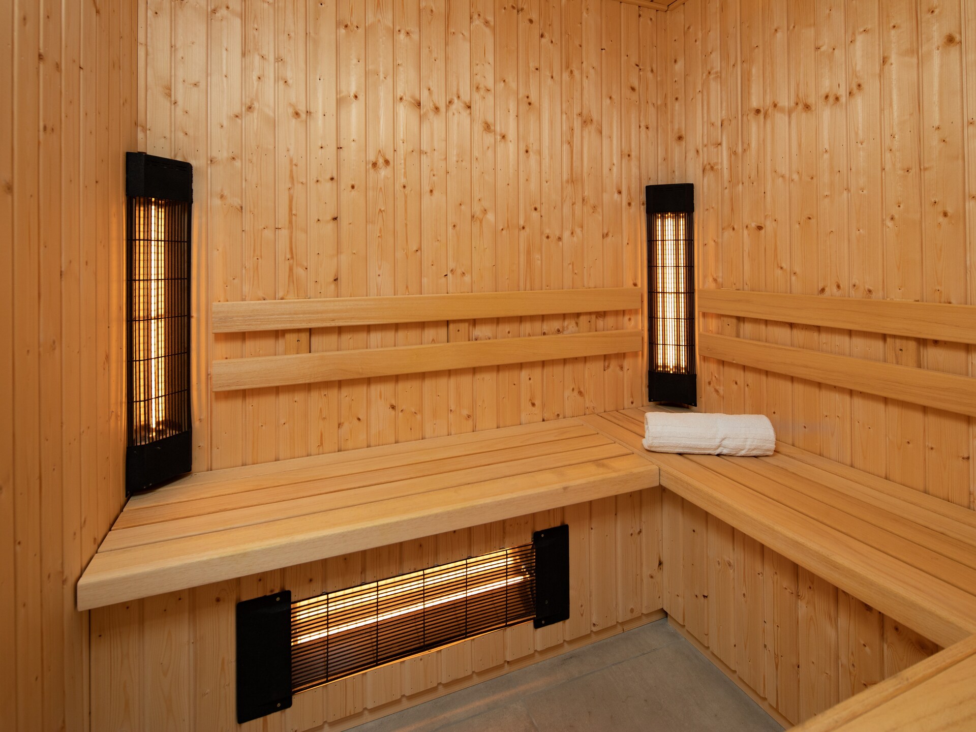 Luxe rietgedekte villa met infraroodsauna, 16 pers., 200m van zee - foto 39