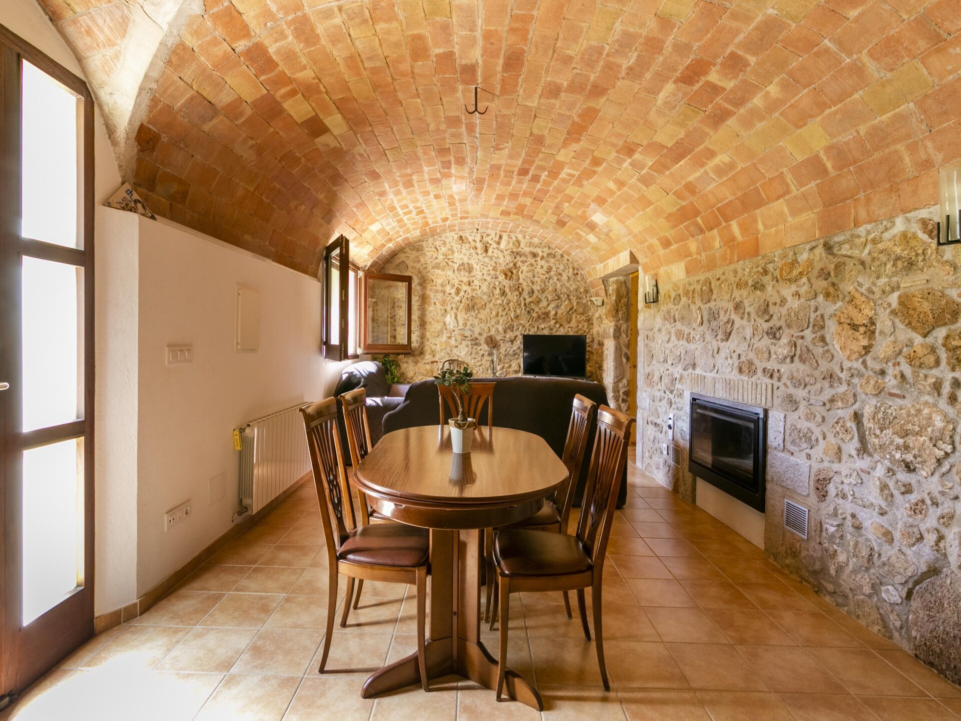 Authentiek vakantiehuis met privézwembad bij Figueres - foto 3