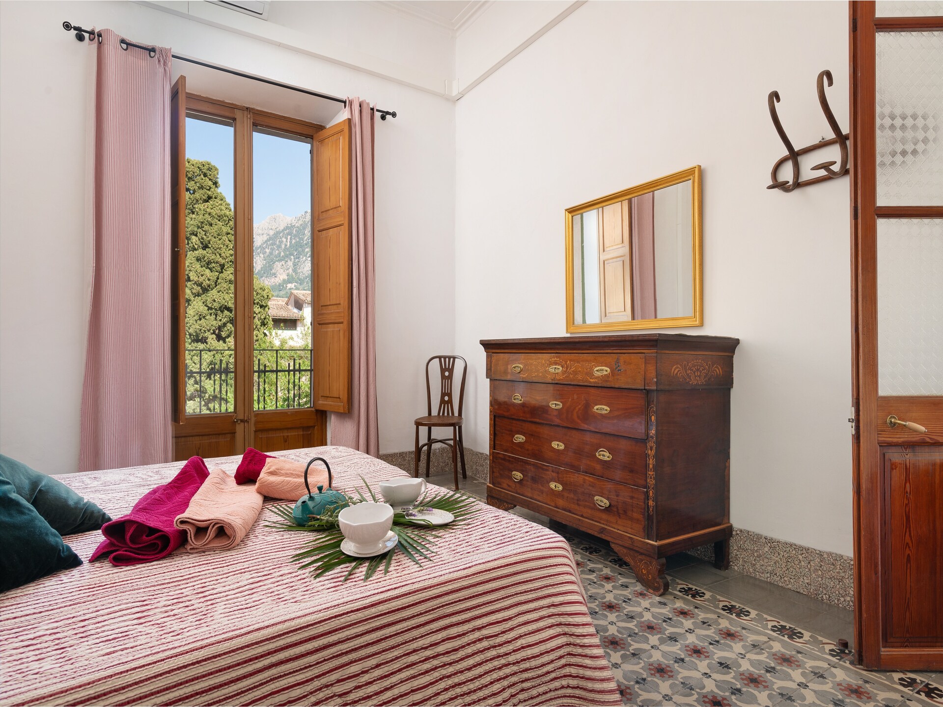Ca Sa Tia: authentiek dorpshuis met tuinpatio in hartje Sóller - foto 21