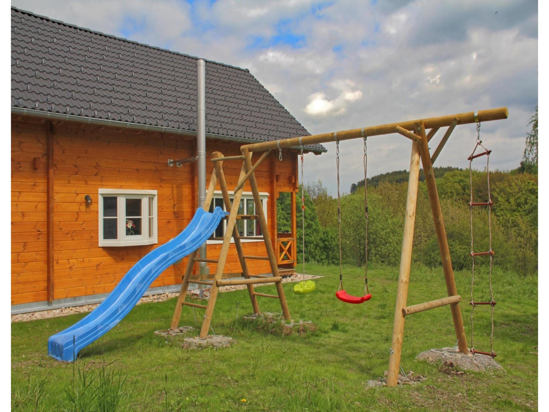 Vrijstaande blokhut met panoramisch uitzicht in Wissinghausen - foto 15