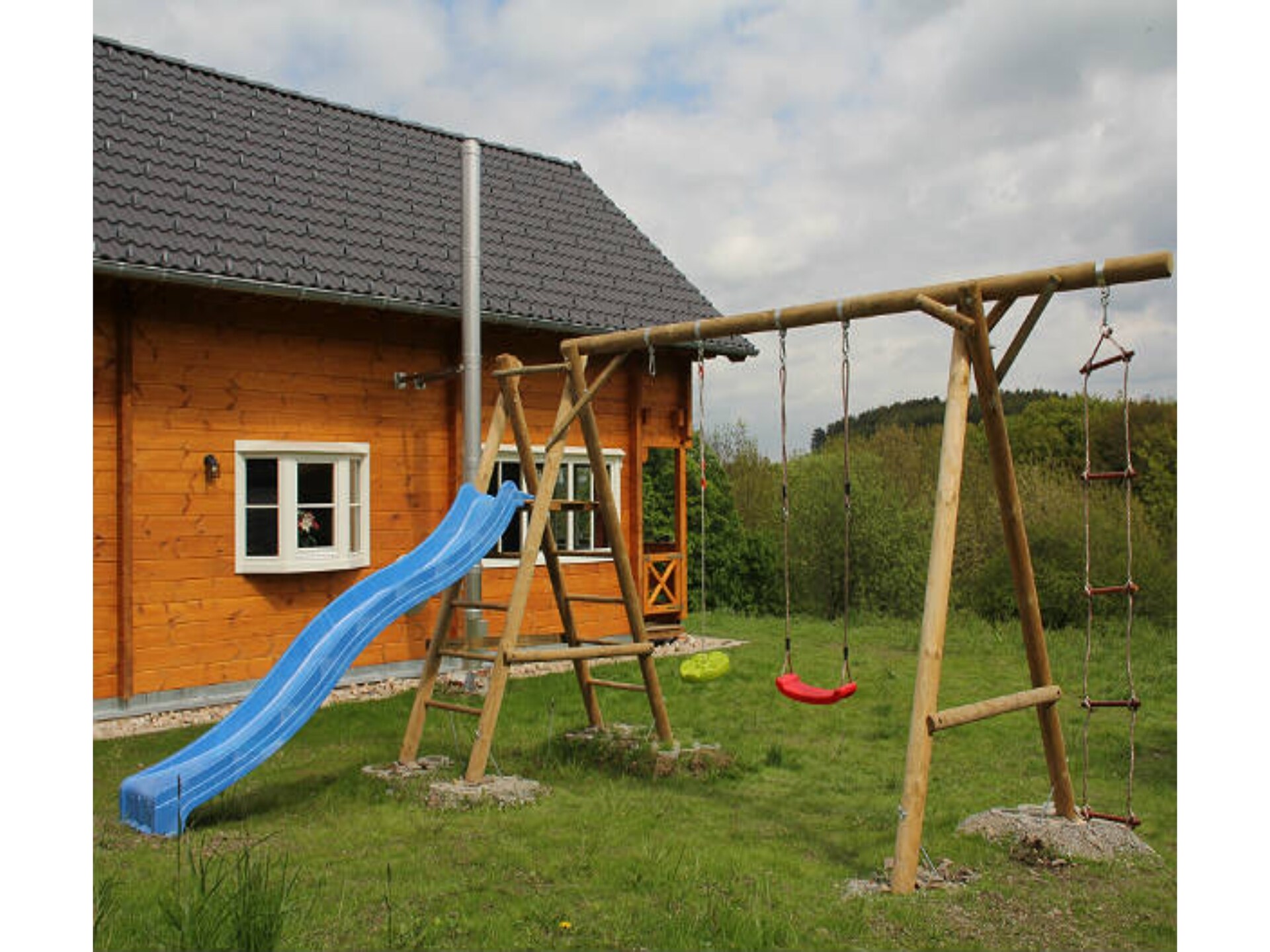 Vrijstaande blokhut met panoramisch uitzicht in Wissinghausen - foto 19