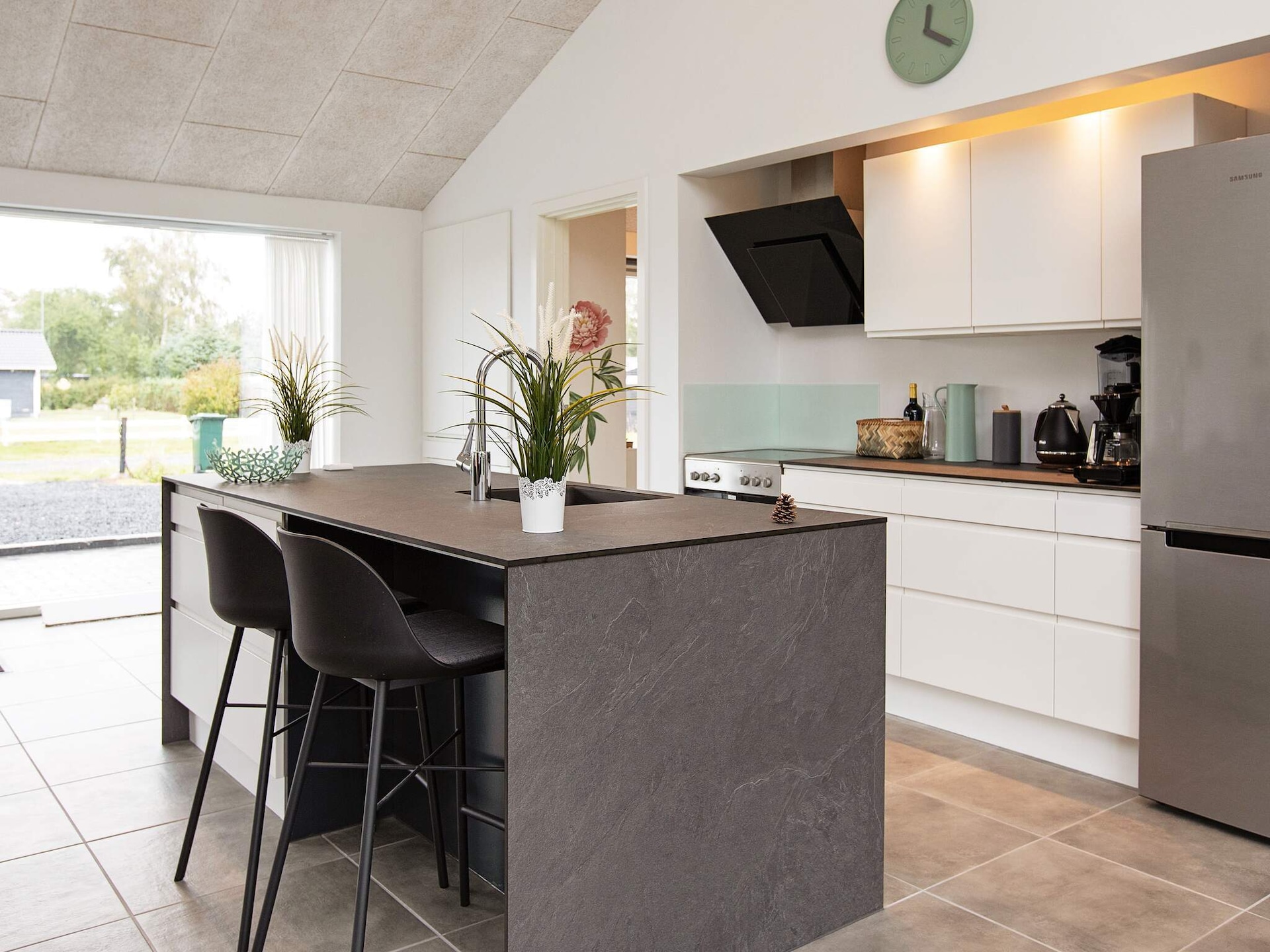 Ruim vakantiehuis met whirlpool, sauna en activiteitenruimte op 280m van strand - foto 26