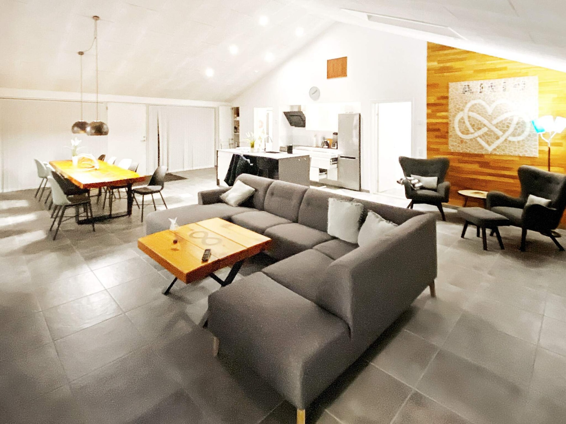 Ruim vakantiehuis met whirlpool, sauna en activiteitenruimte op 280m van strand - foto 24
