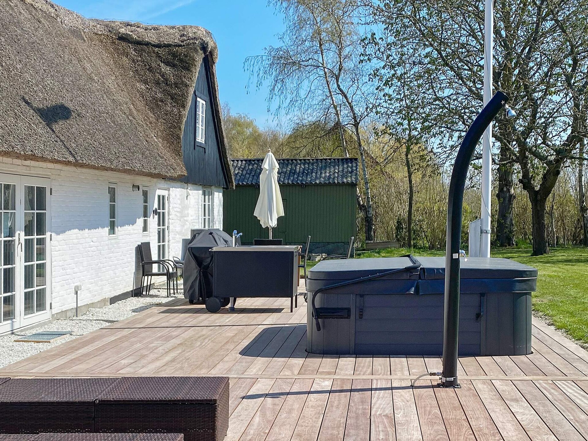 Op 1,5 km van zee: ruim rietgedekt vakantiehuis in Gedser - foto 16