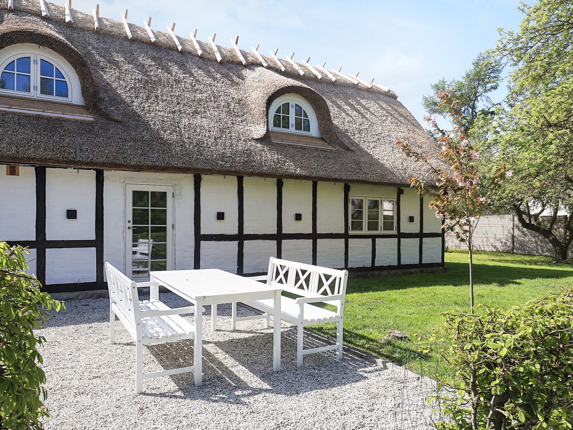 Op 1,5 km van zee: ruim rietgedekt vakantiehuis in Gedser - foto 49