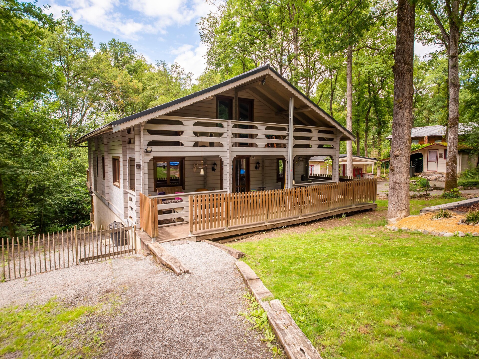 10-persoons wellnesschalet met sauna en bubbelbad in Barvaux Durbuy Ardennes - foto 8