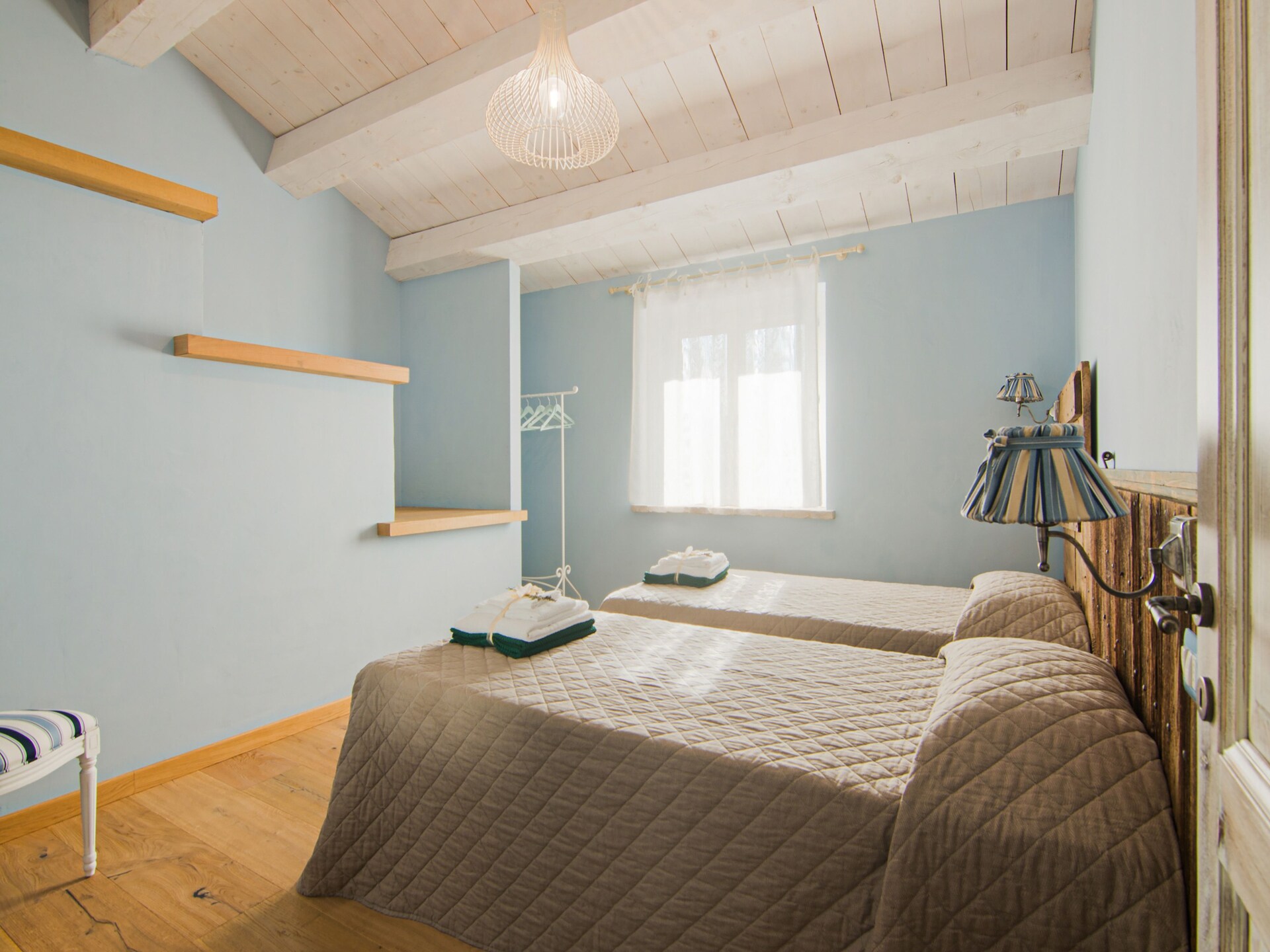 Ruime villa voor 10 personen met privézwembad in Acqualagna - foto 22
