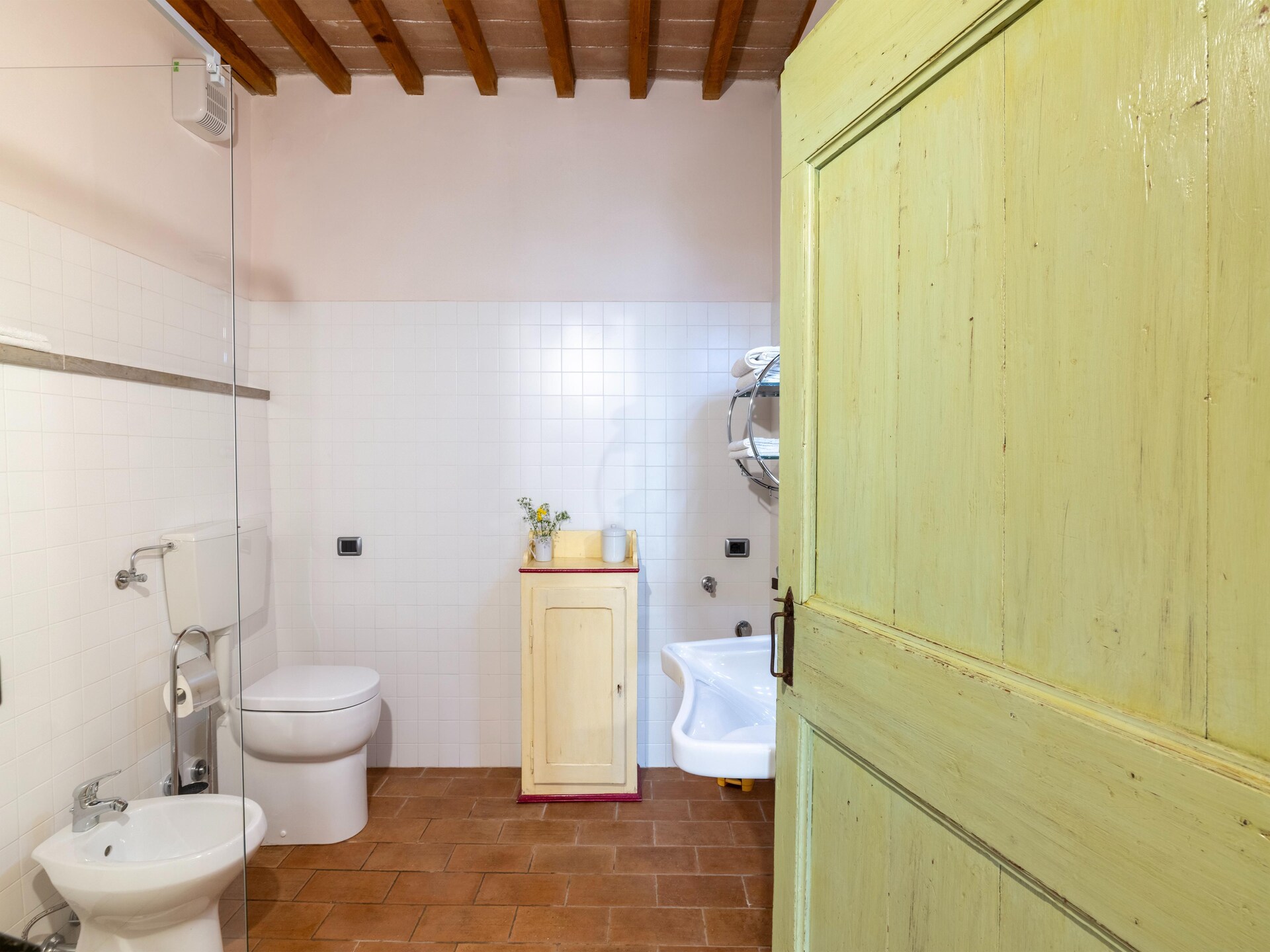 Ruim agriturismo in natuurreservaat Furlo met privézwembad, hottub en tuin - foto 17