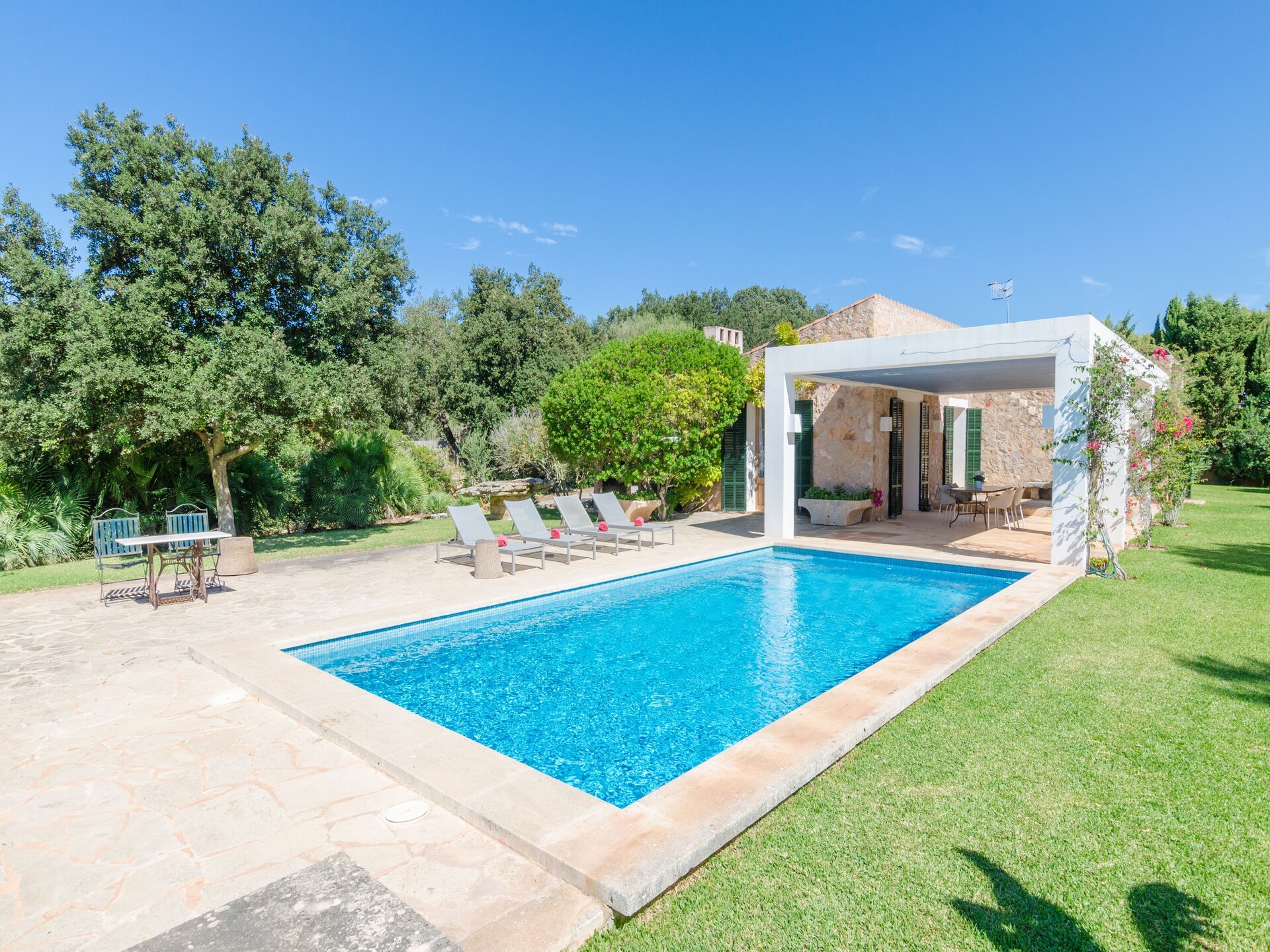 Villa Sa Plana in Son Servera met privézwembad en rustieke charme - foto 35