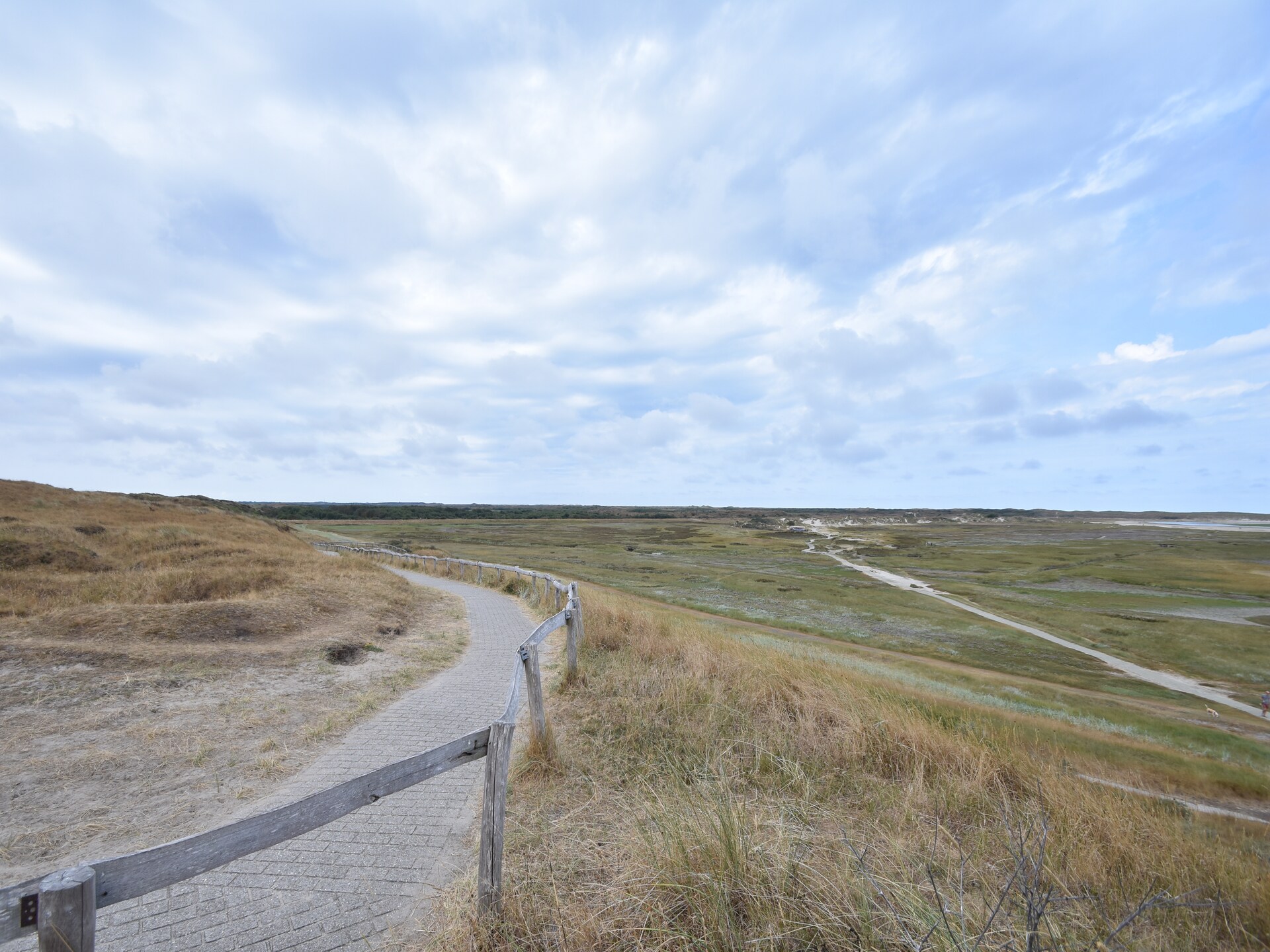 Luxe vakantievilla De Koog nr 1: 6 pers, 2 badkamers, aan bos en golfbaan - foto 35